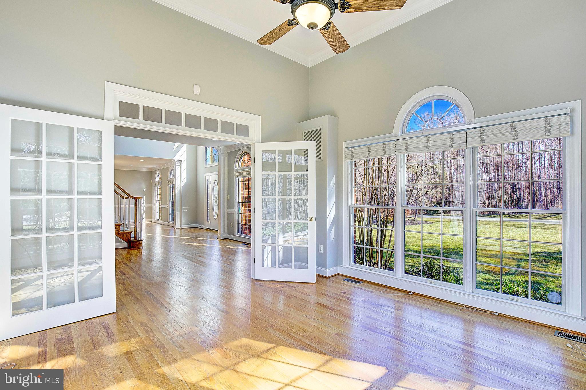 SOUTH RIVER COLONY - Residential