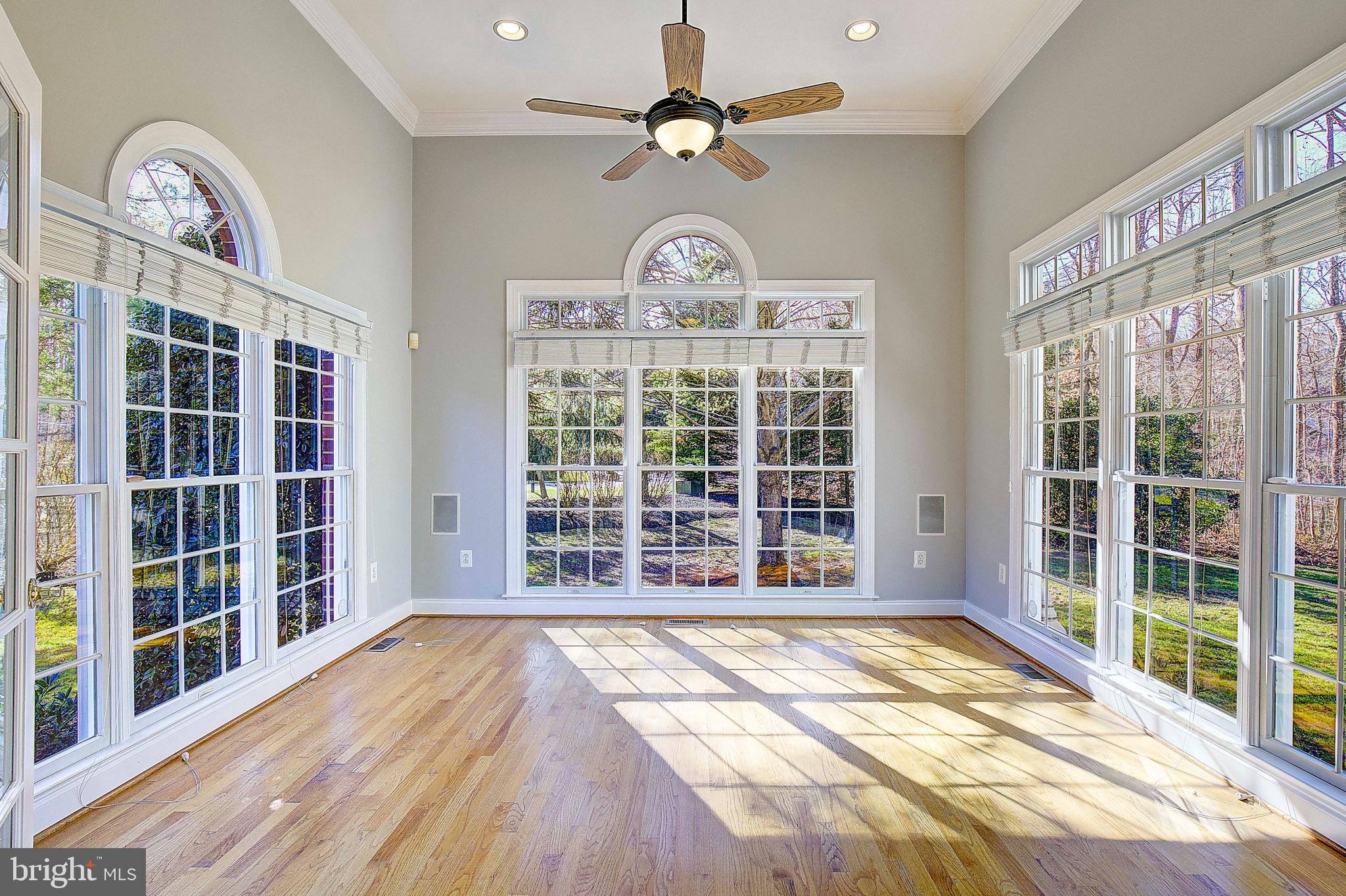 SOUTH RIVER COLONY - Residential