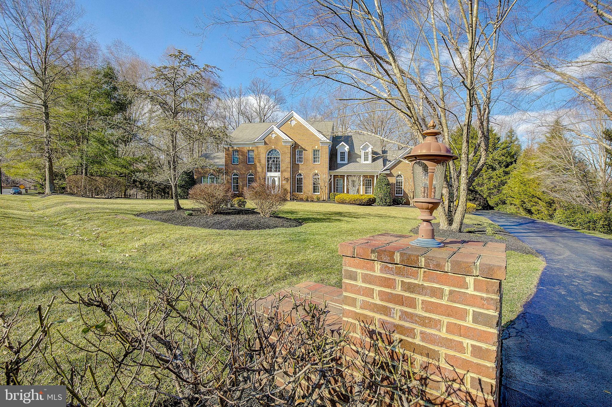 SOUTH RIVER COLONY - Residential