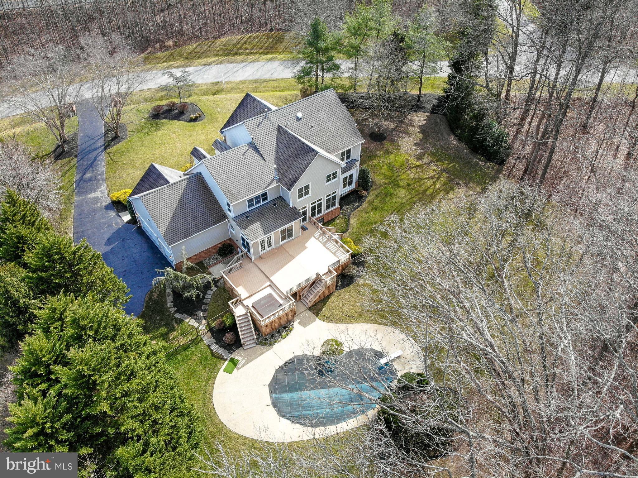 SOUTH RIVER COLONY - Residential