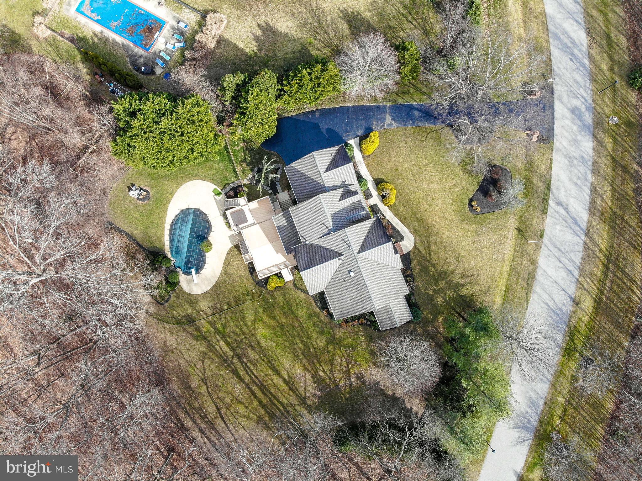 SOUTH RIVER COLONY - Residential