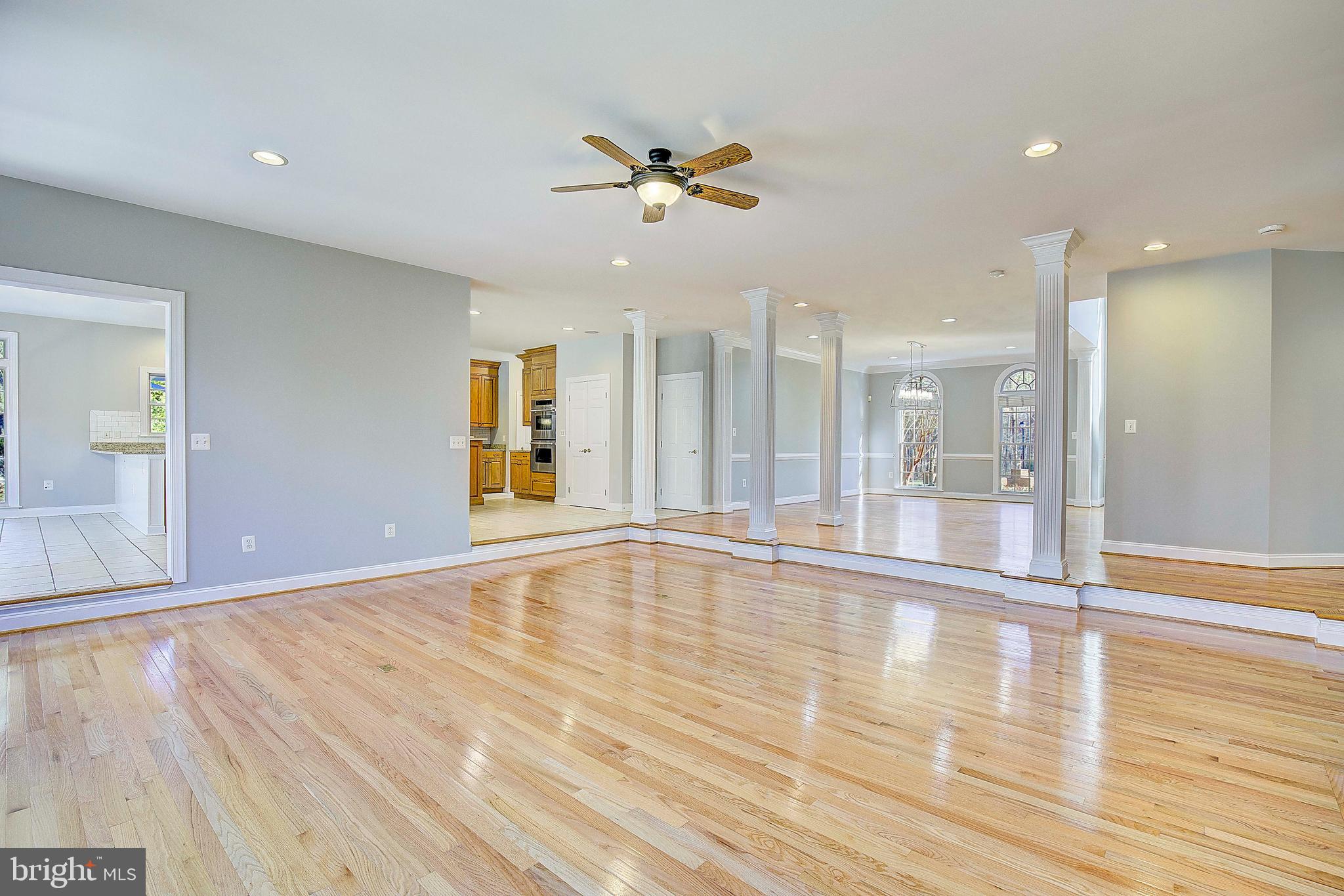 SOUTH RIVER COLONY - Residential