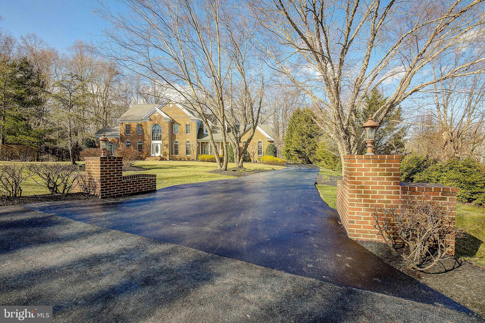 SOUTH RIVER COLONY - Residential