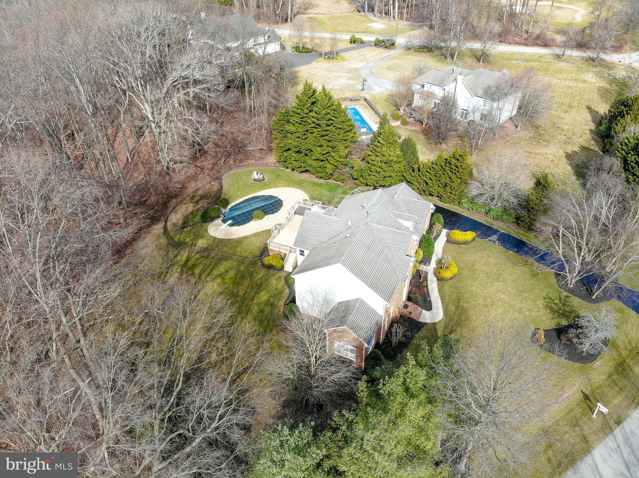 SOUTH RIVER COLONY - Residential