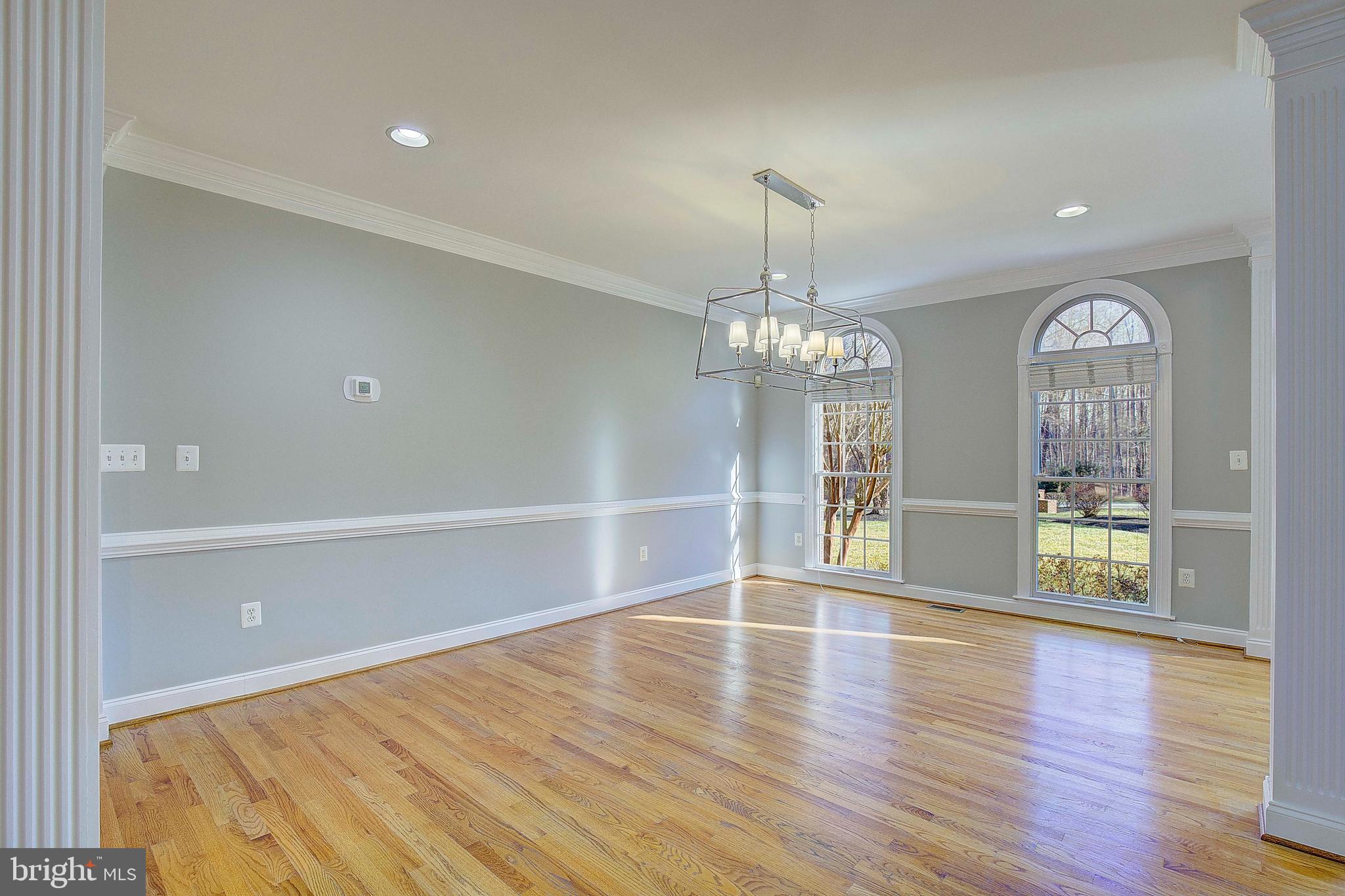 SOUTH RIVER COLONY - Residential