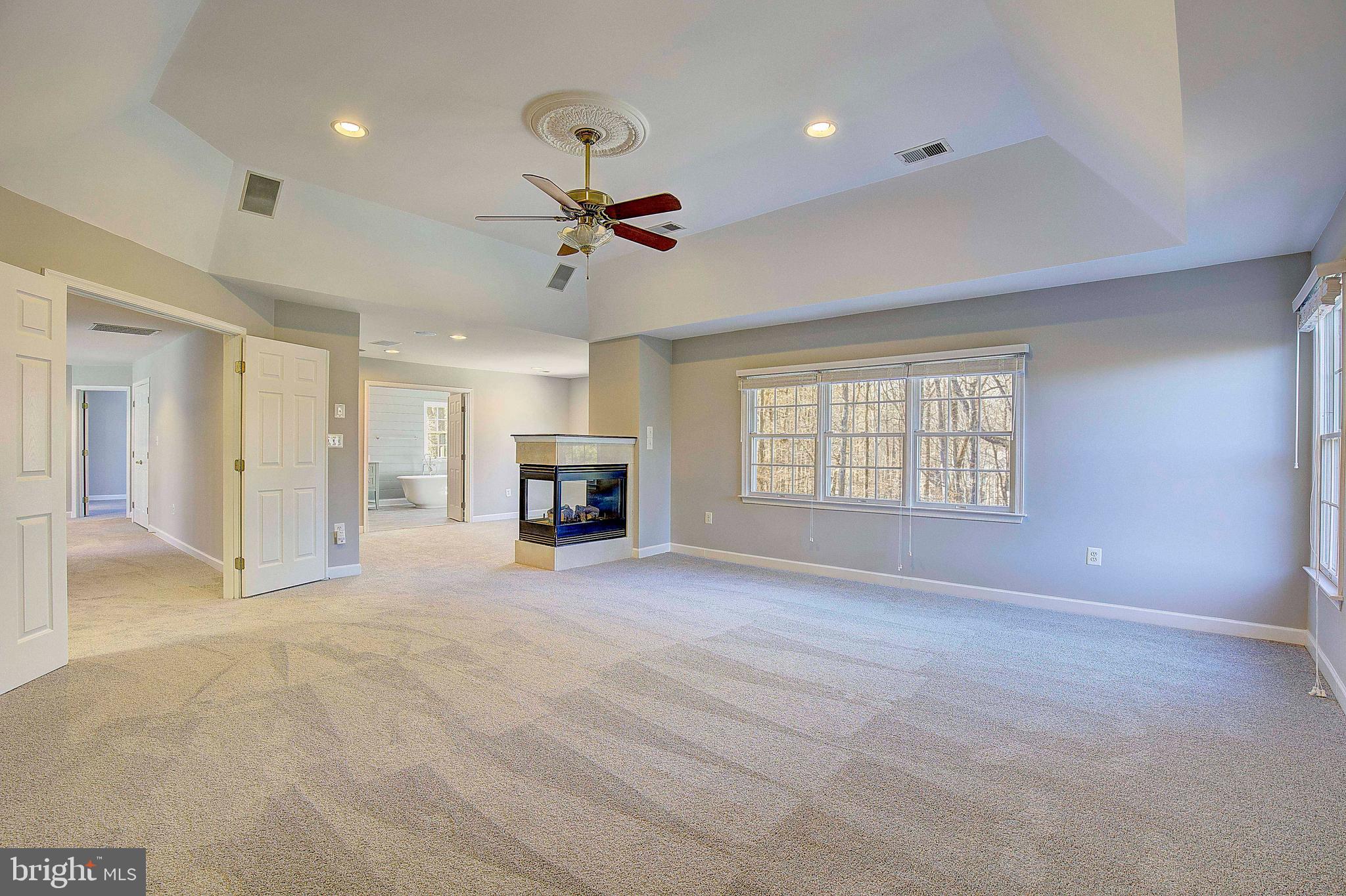 SOUTH RIVER COLONY - Residential