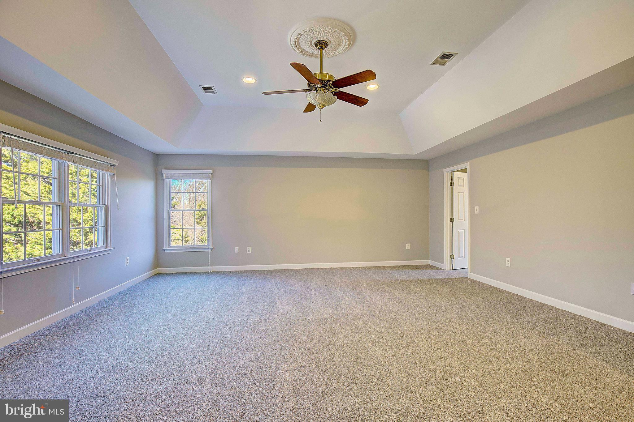 SOUTH RIVER COLONY - Residential