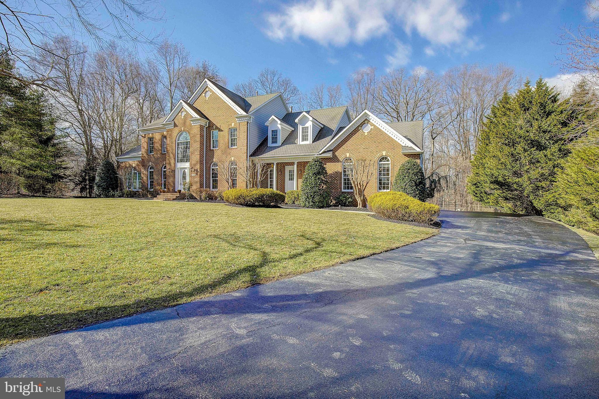 SOUTH RIVER COLONY - Residential