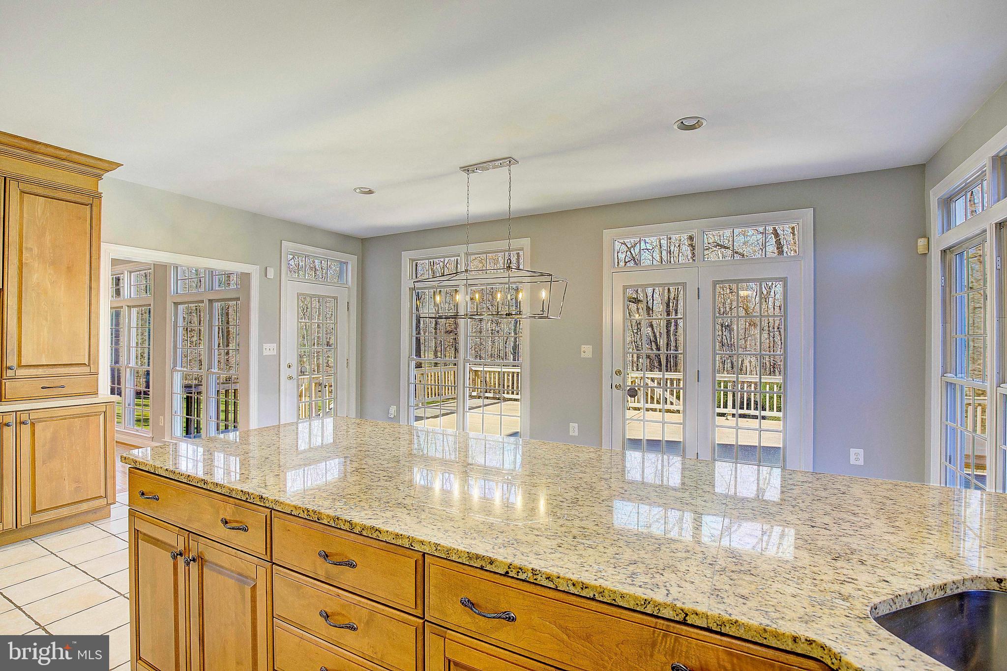 SOUTH RIVER COLONY - Residential