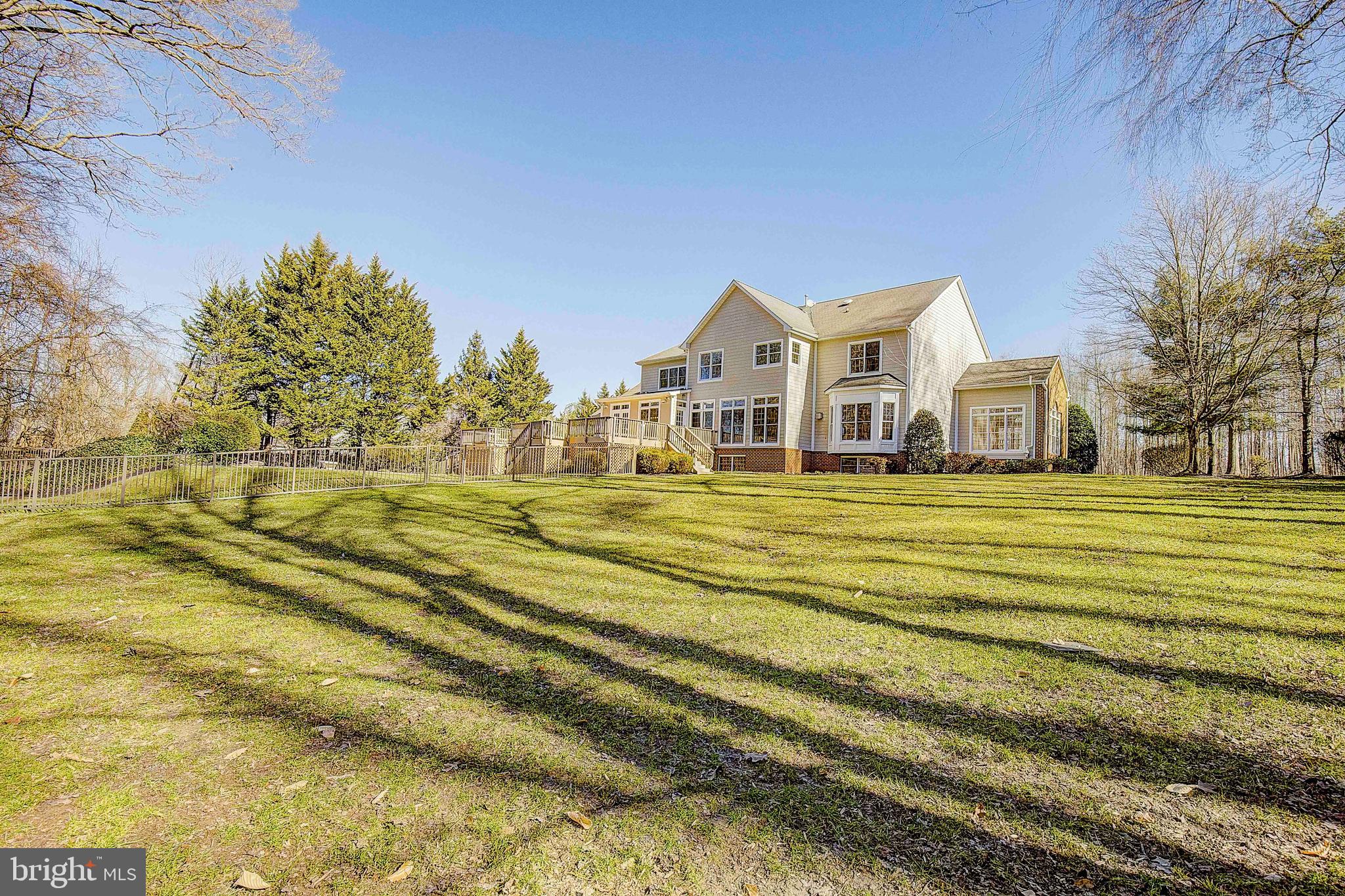 SOUTH RIVER COLONY - Residential