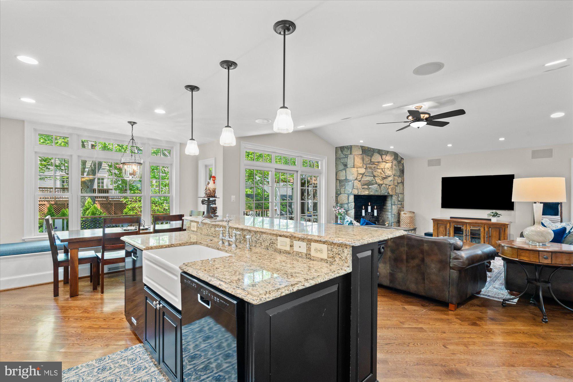 NORTH ARLINGTON - Residential