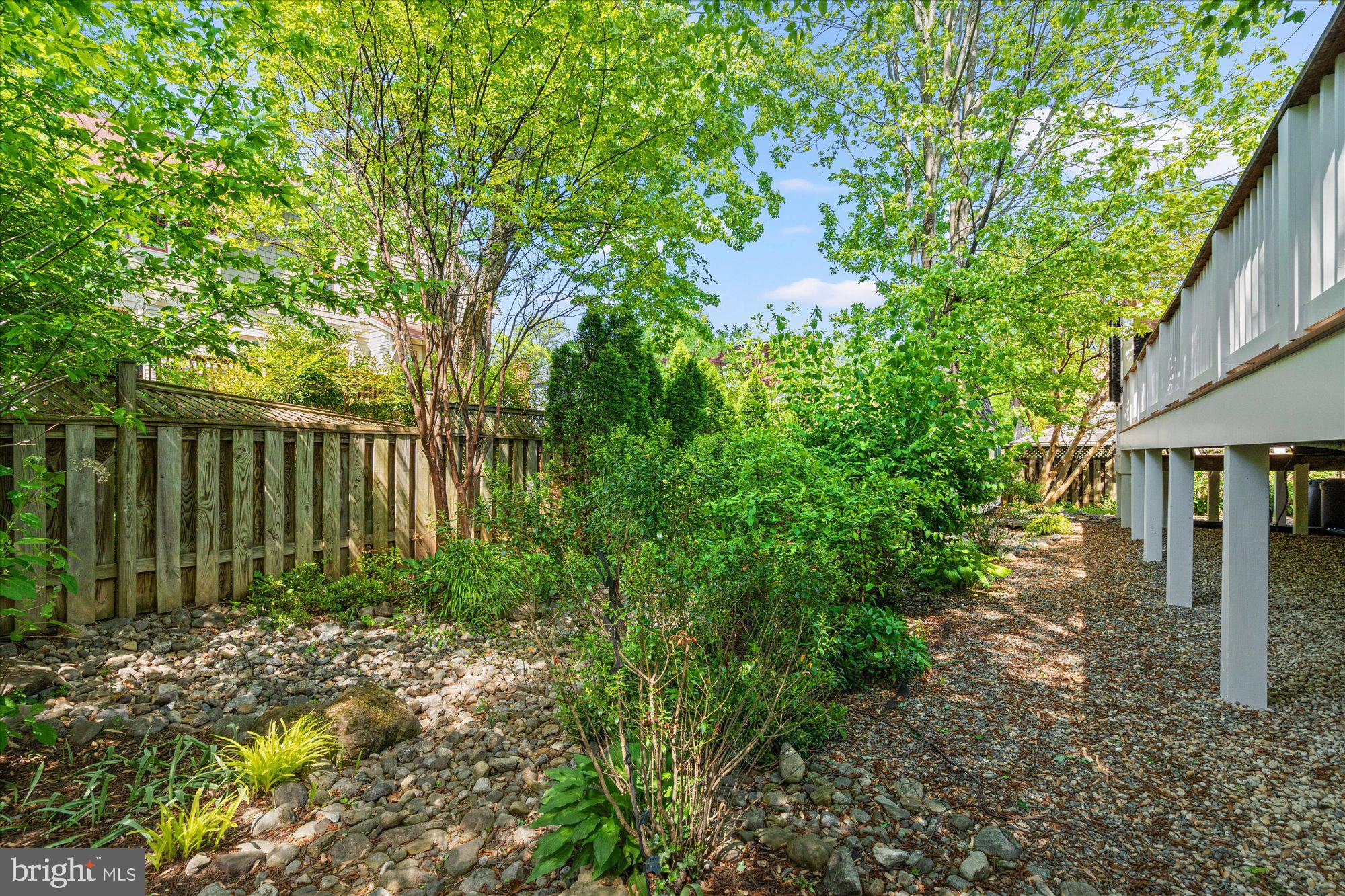 NORTH ARLINGTON - Residential