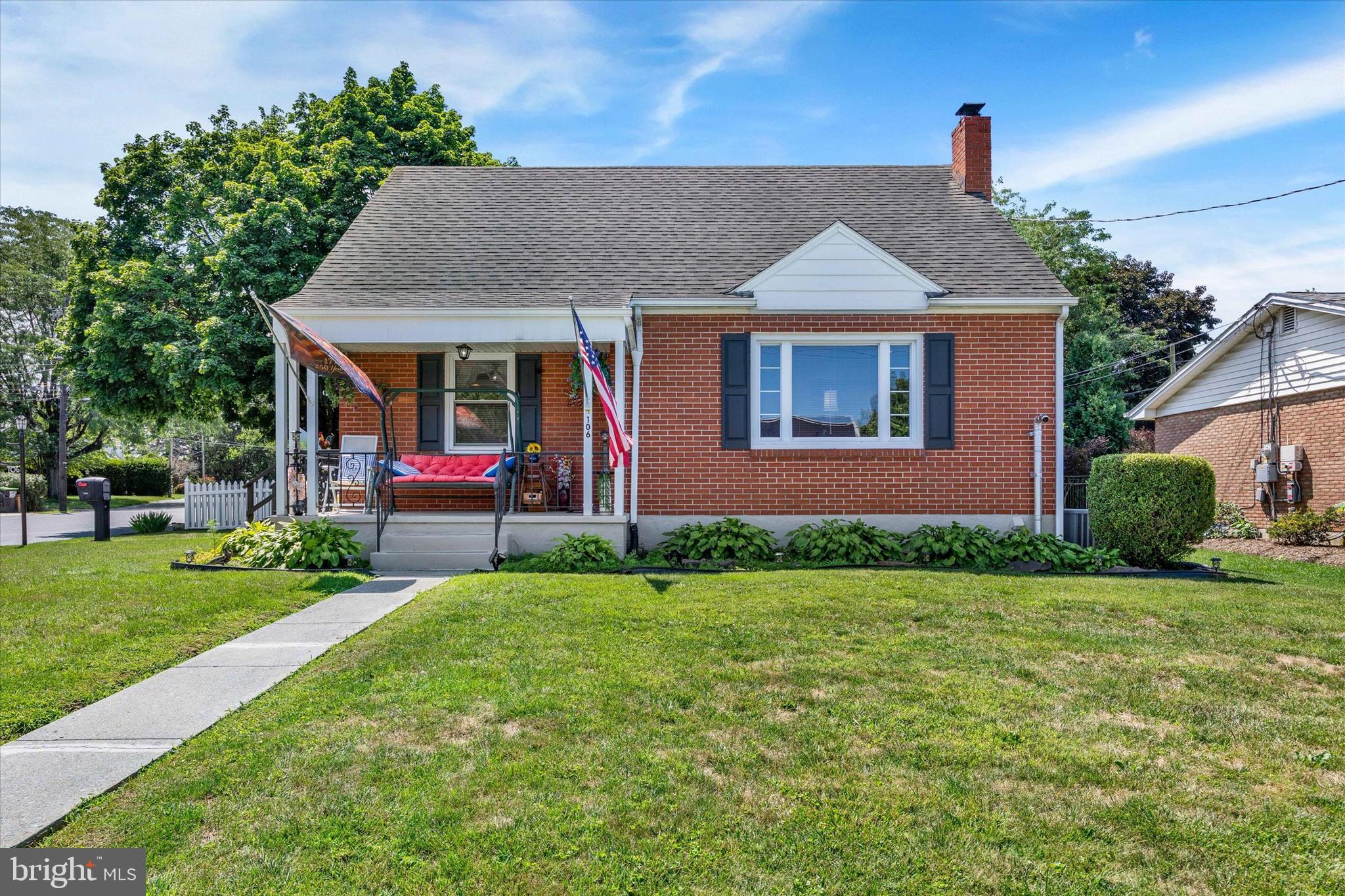 106 E POPLAR STREET