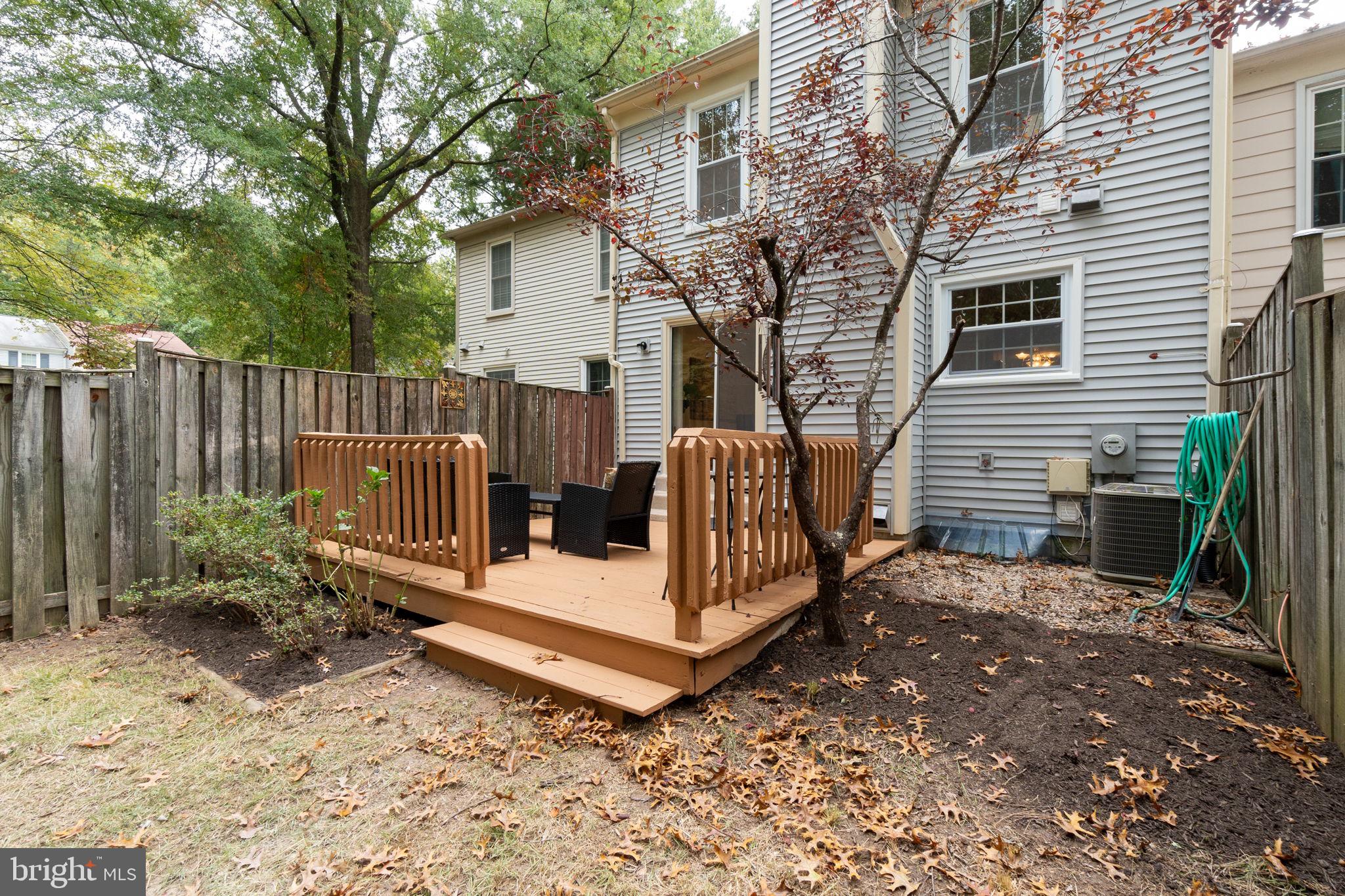 SNOWDENS MILL - Residential