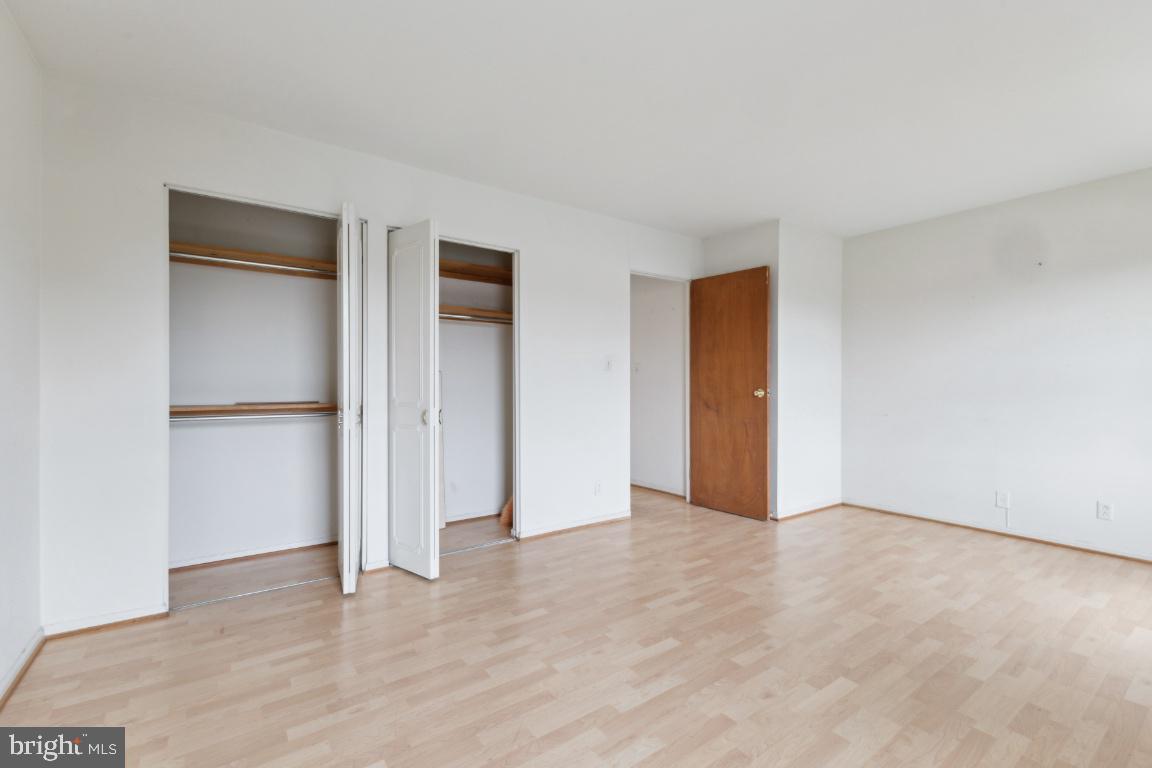 PEMBROOKE - Residential