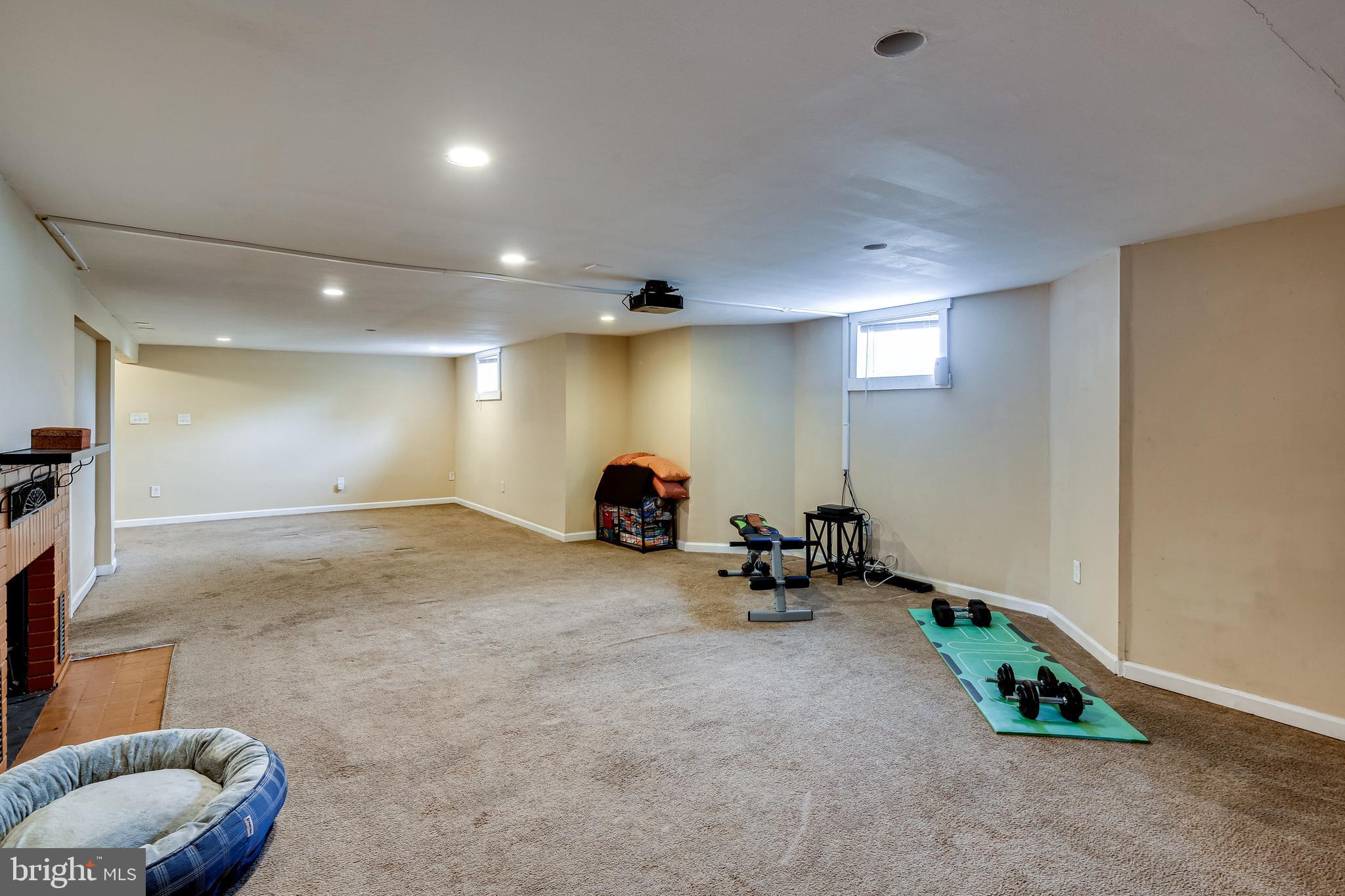 RANDALLSTOWN - Residential