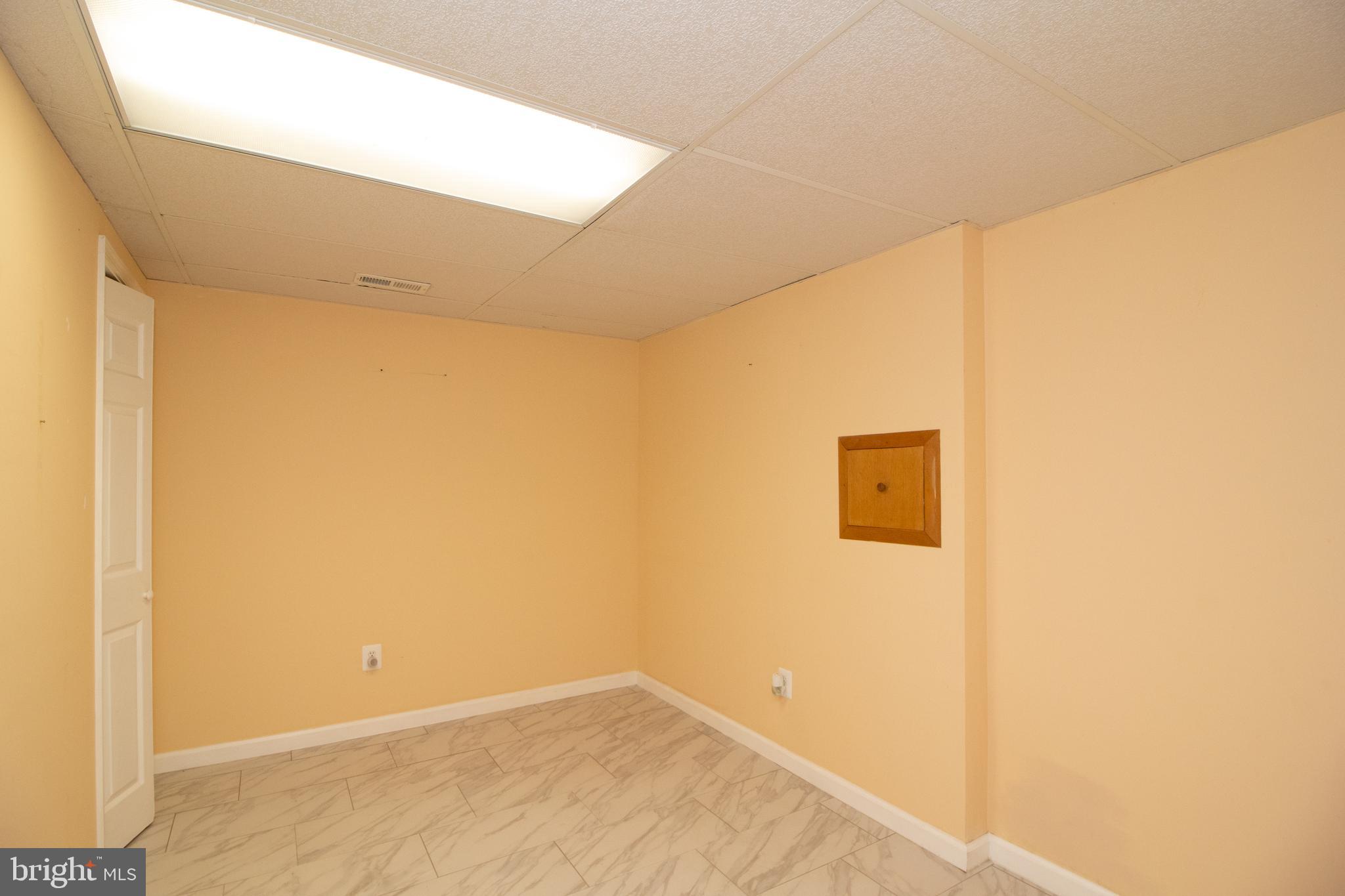 GWYNN ACRES - Residential