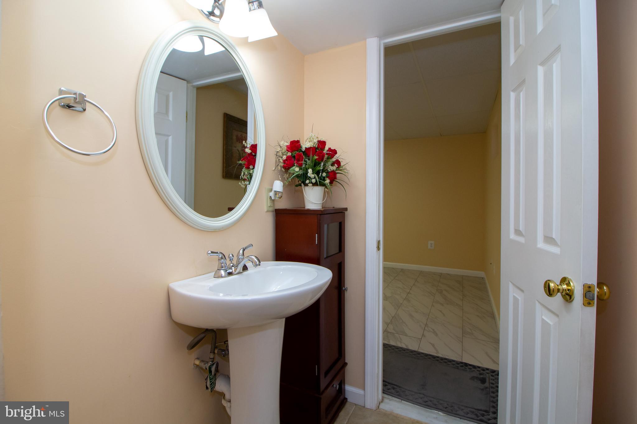 GWYNN ACRES - Residential