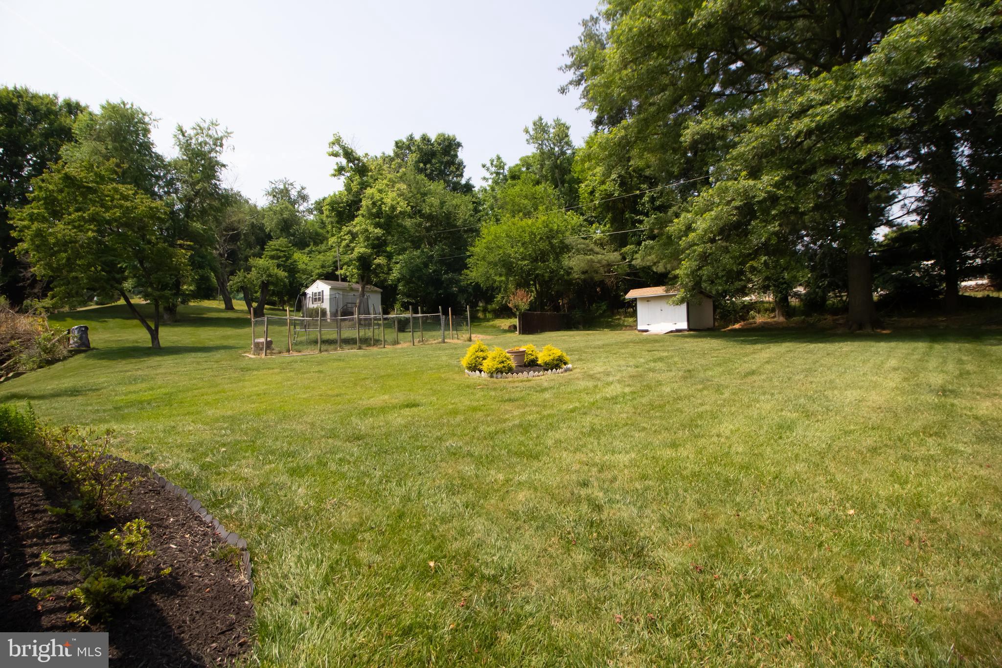 GWYNN ACRES - Residential