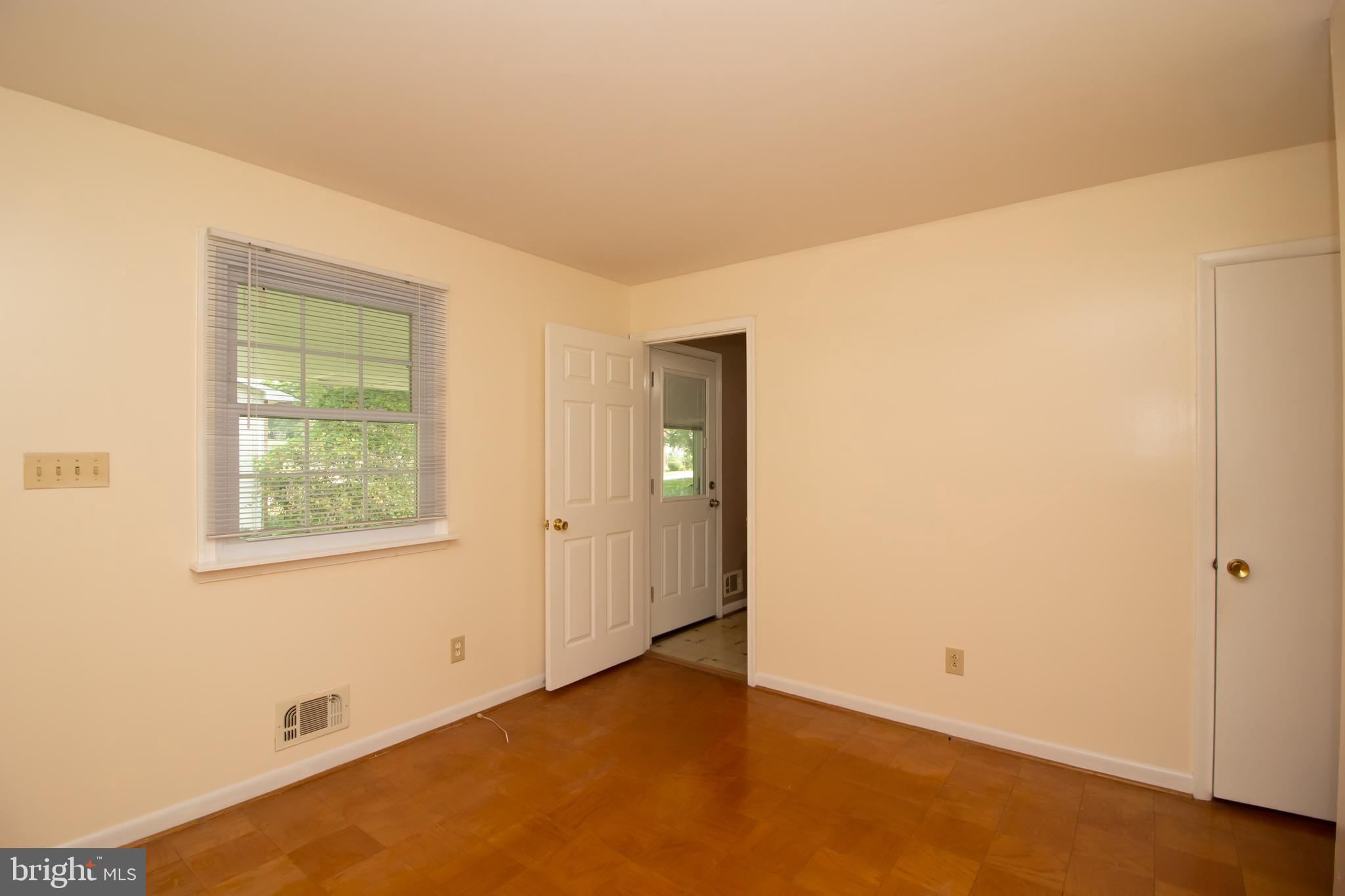 GWYNN ACRES - Residential