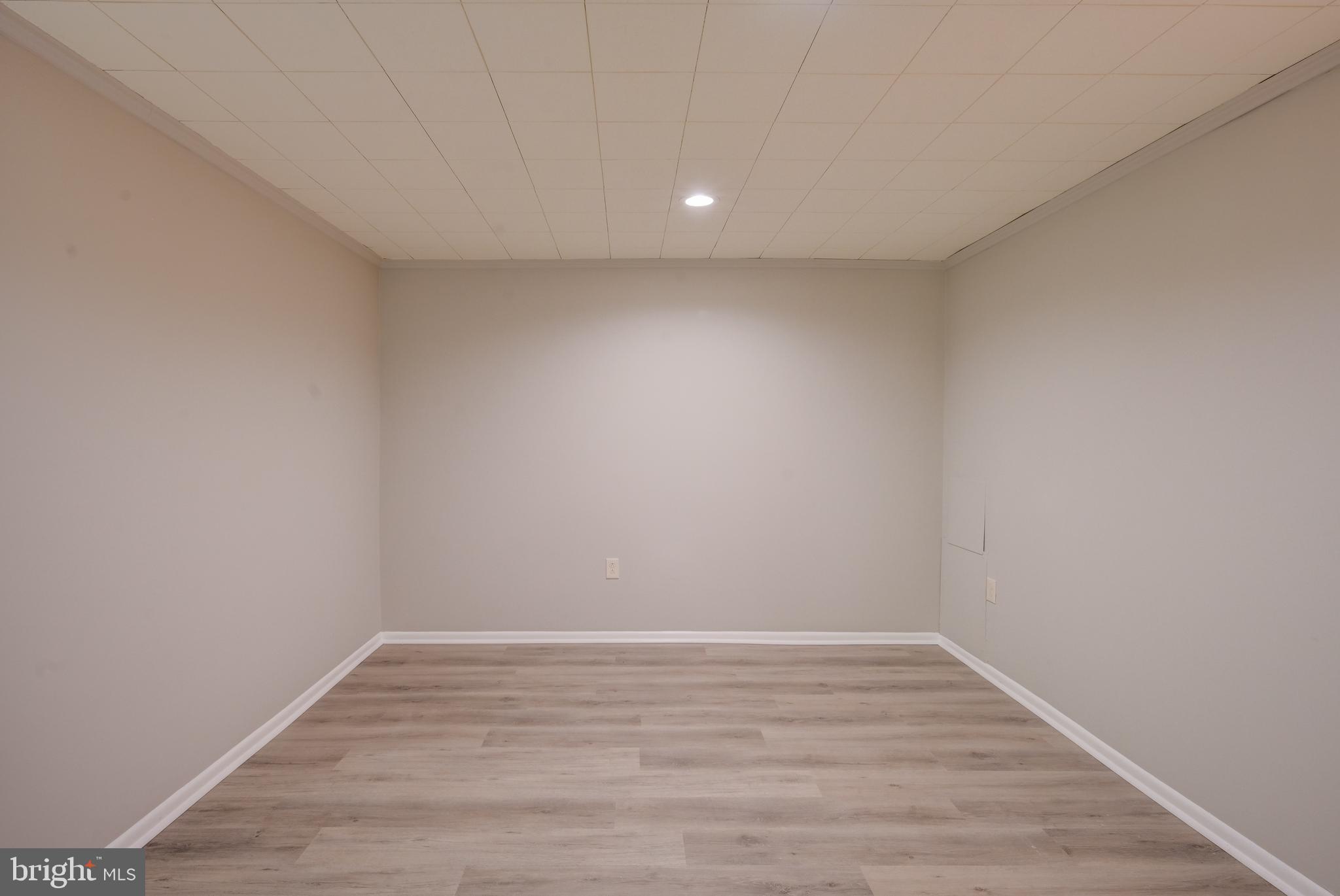 RUNNING BROOK - Residential