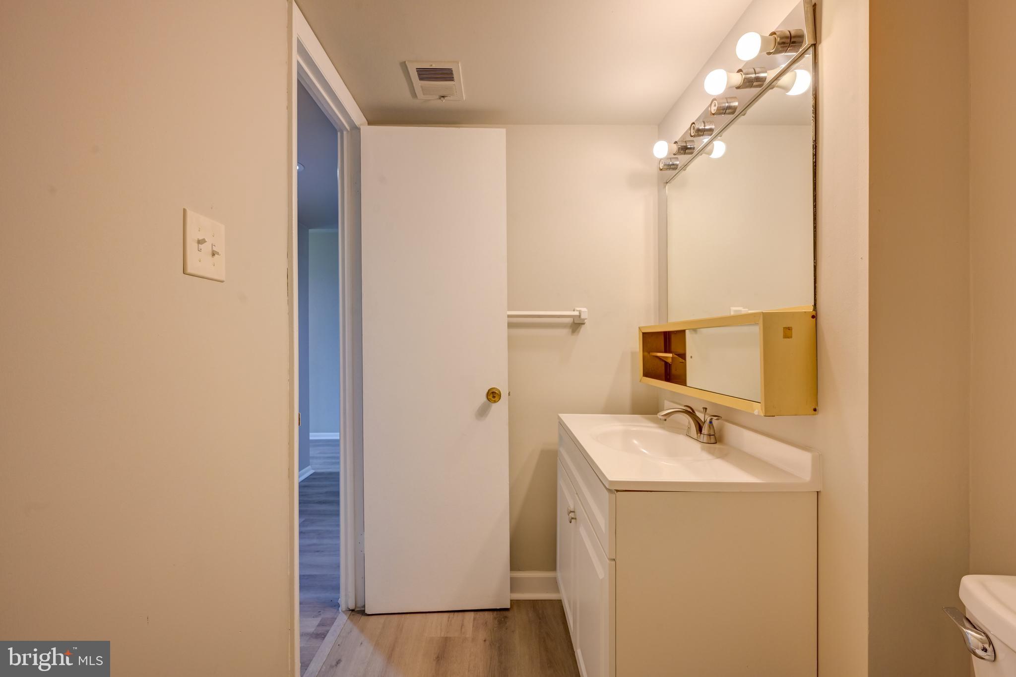 RUNNING BROOK - Residential