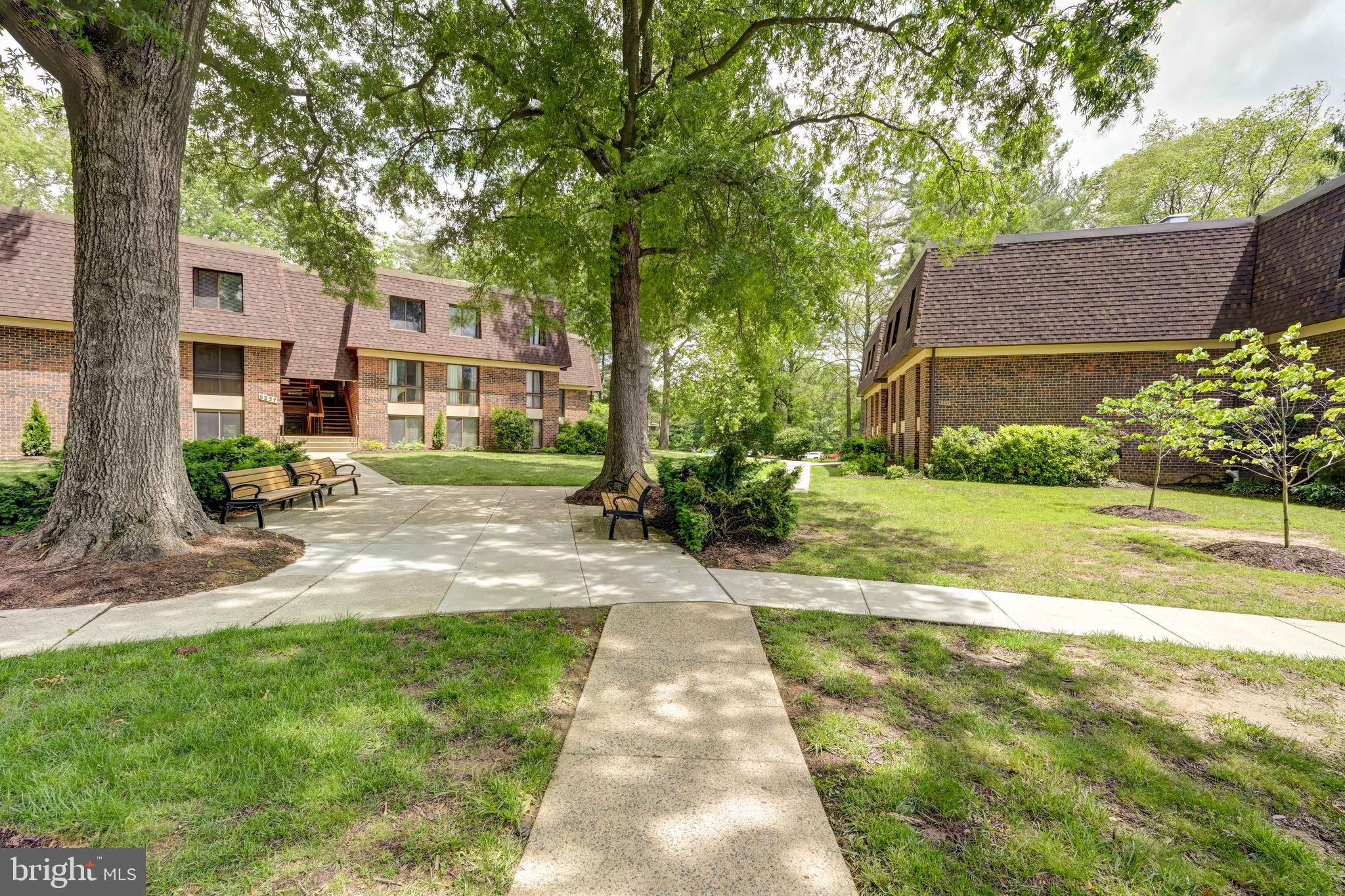 RUNNING BROOK - Residential