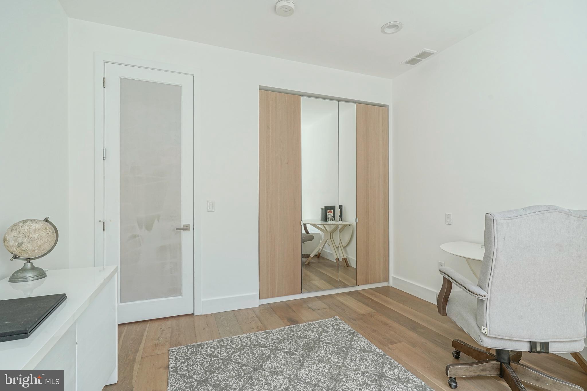 BELLA VISTA - Residential