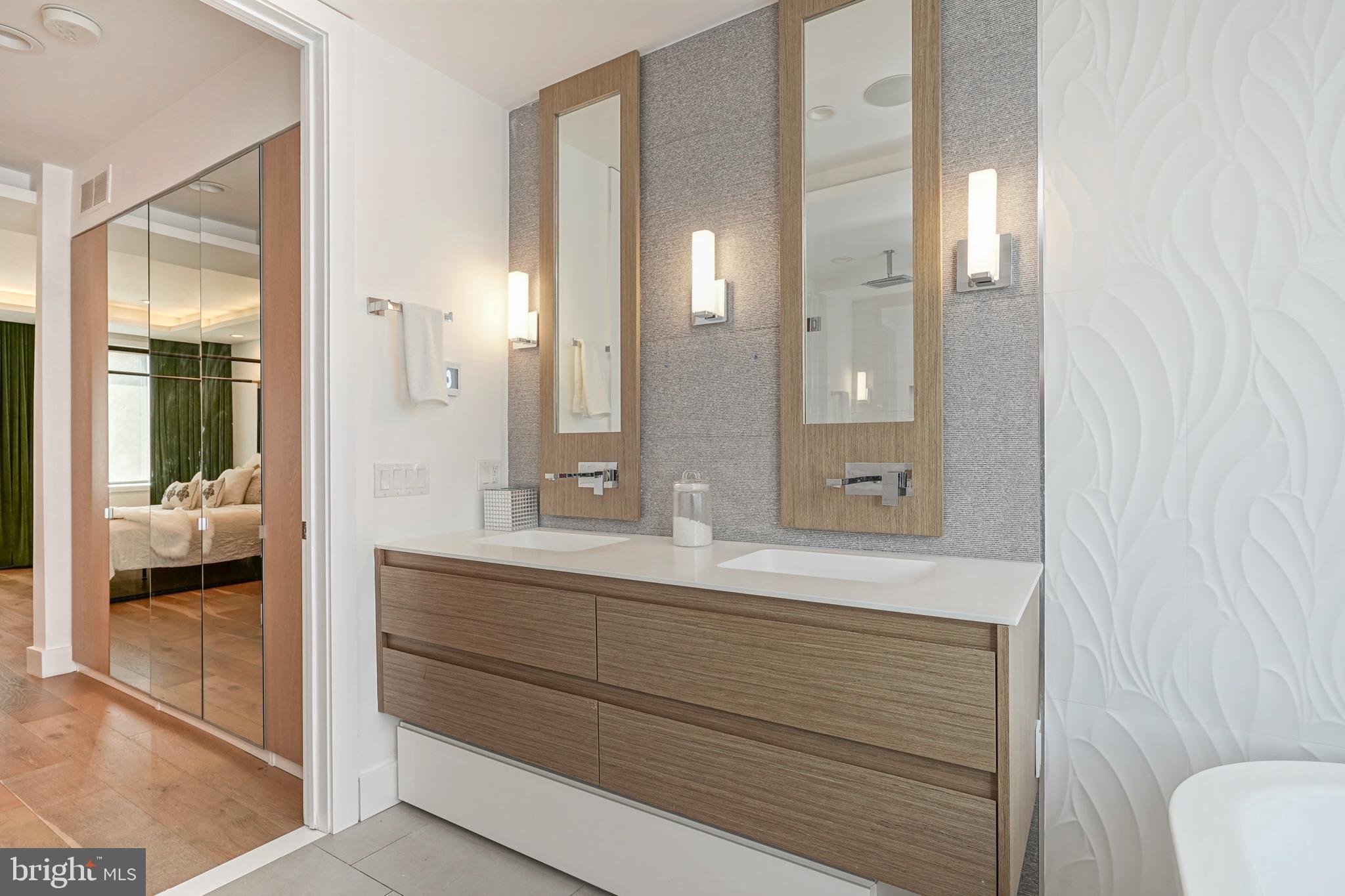 BELLA VISTA - Residential