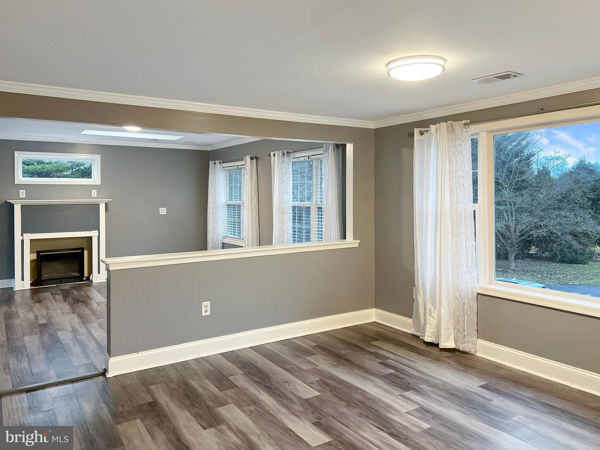 LEDGE LOWE ESTATES - Residential