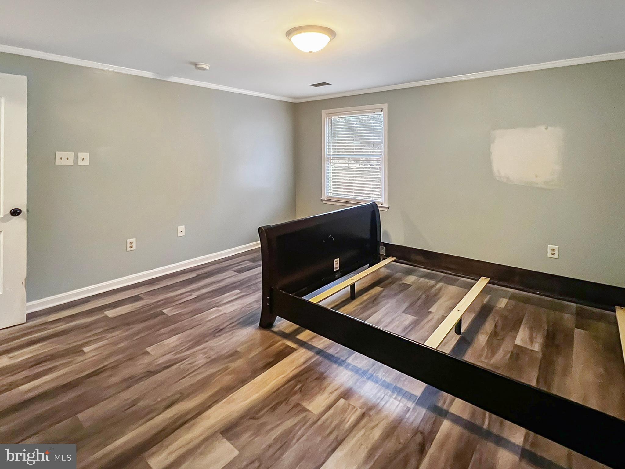 LEDGE LOWE ESTATES - Residential