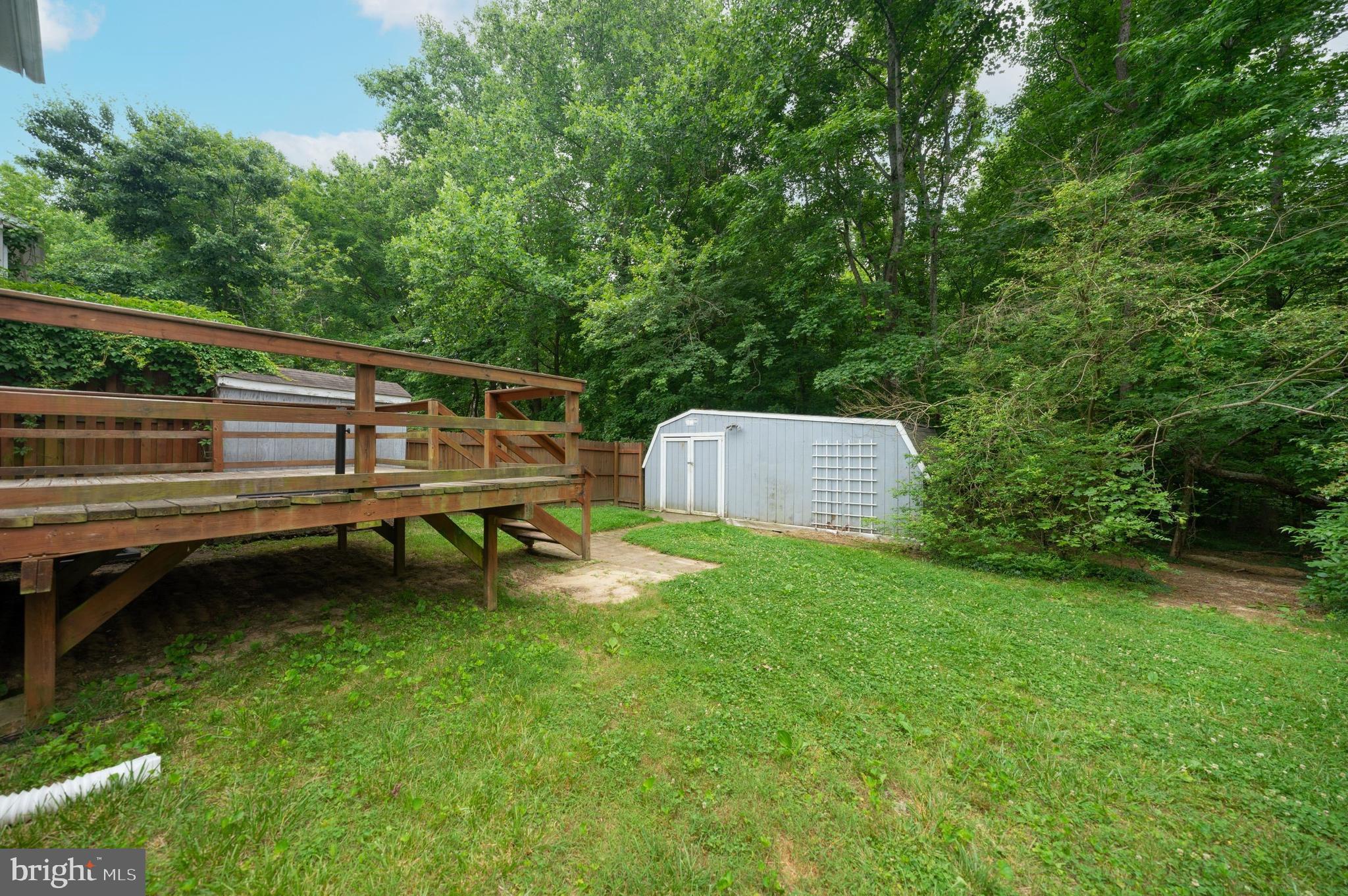 HUNTING QUARTERS - Residential