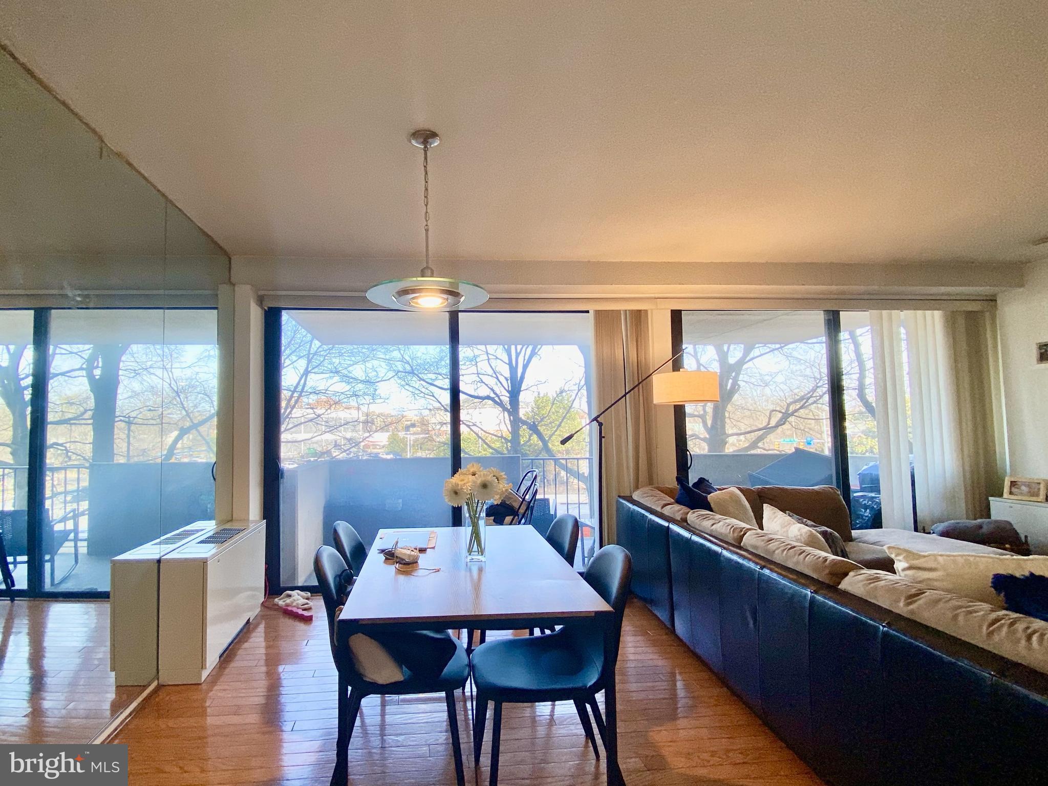 HYDE PARK - Residential Lease