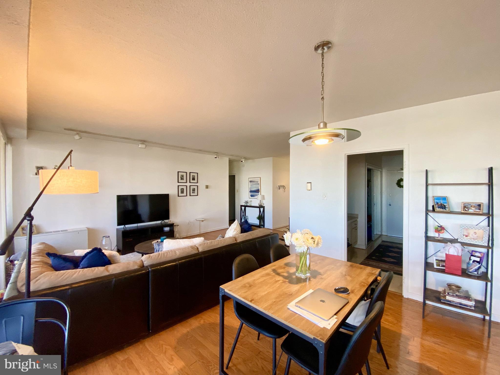 4141 N HENDERSON ROAD 222