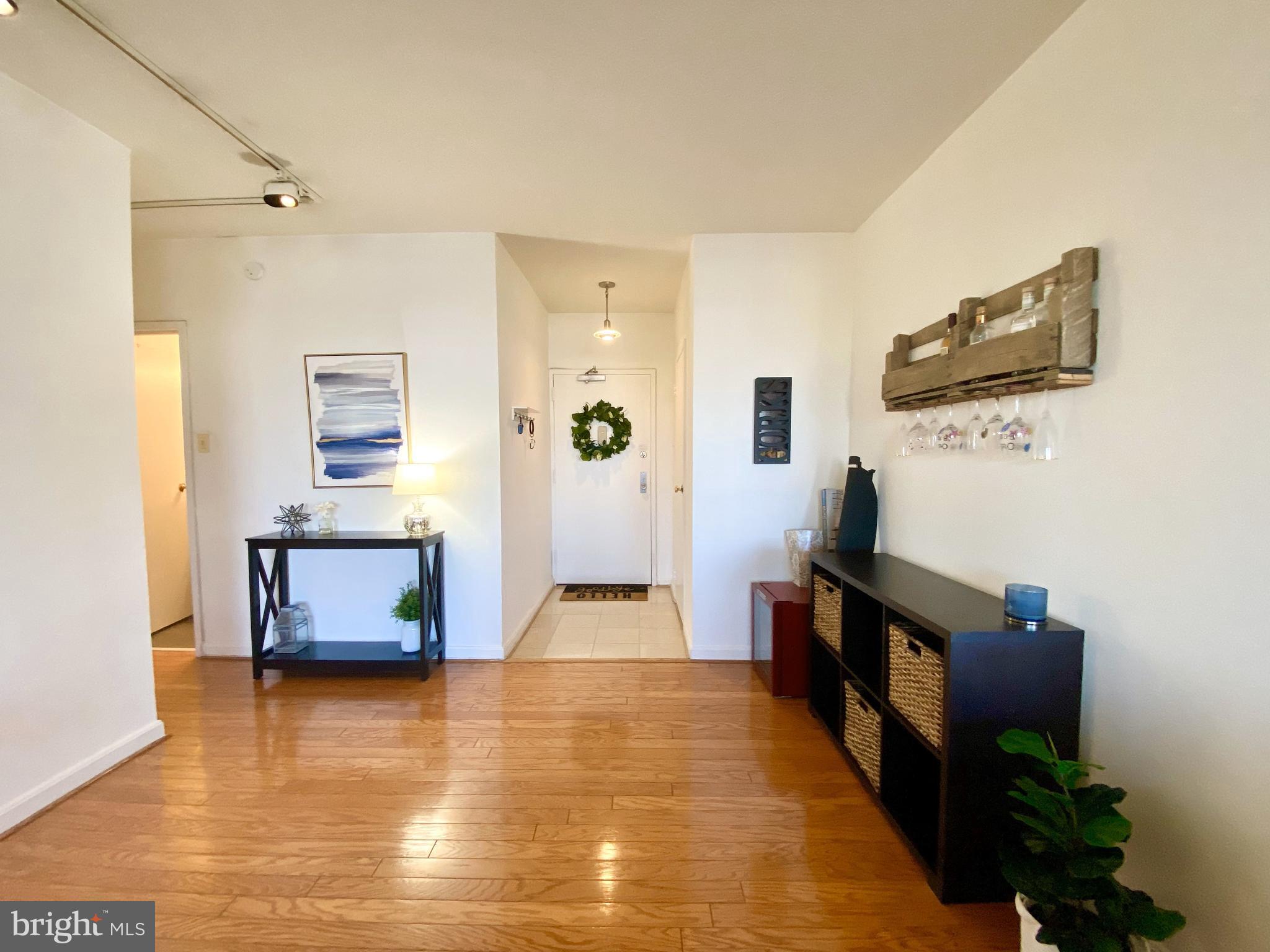 4141 N HENDERSON ROAD 222