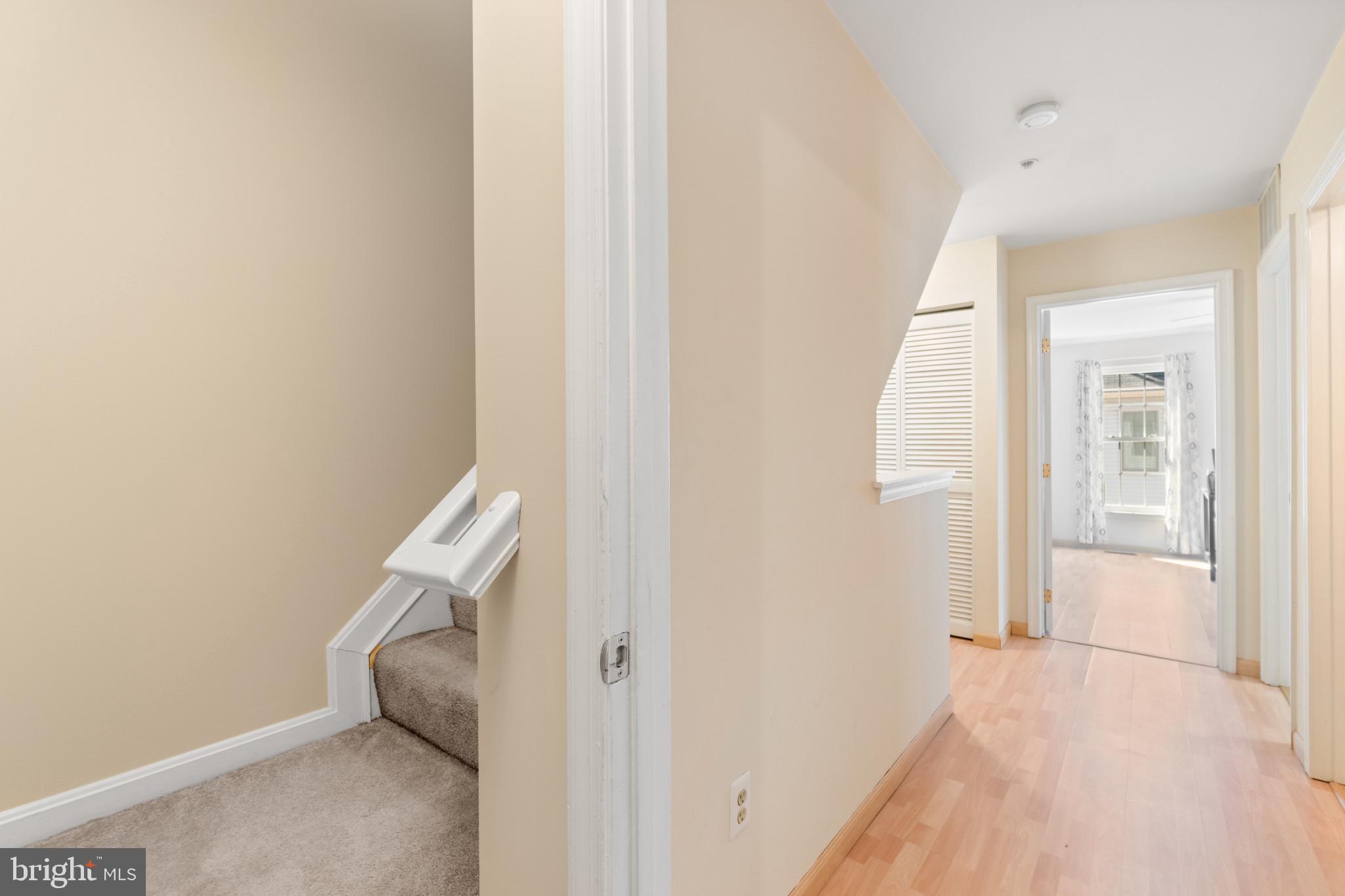 CROMWELL FOUNTAIN - Residential