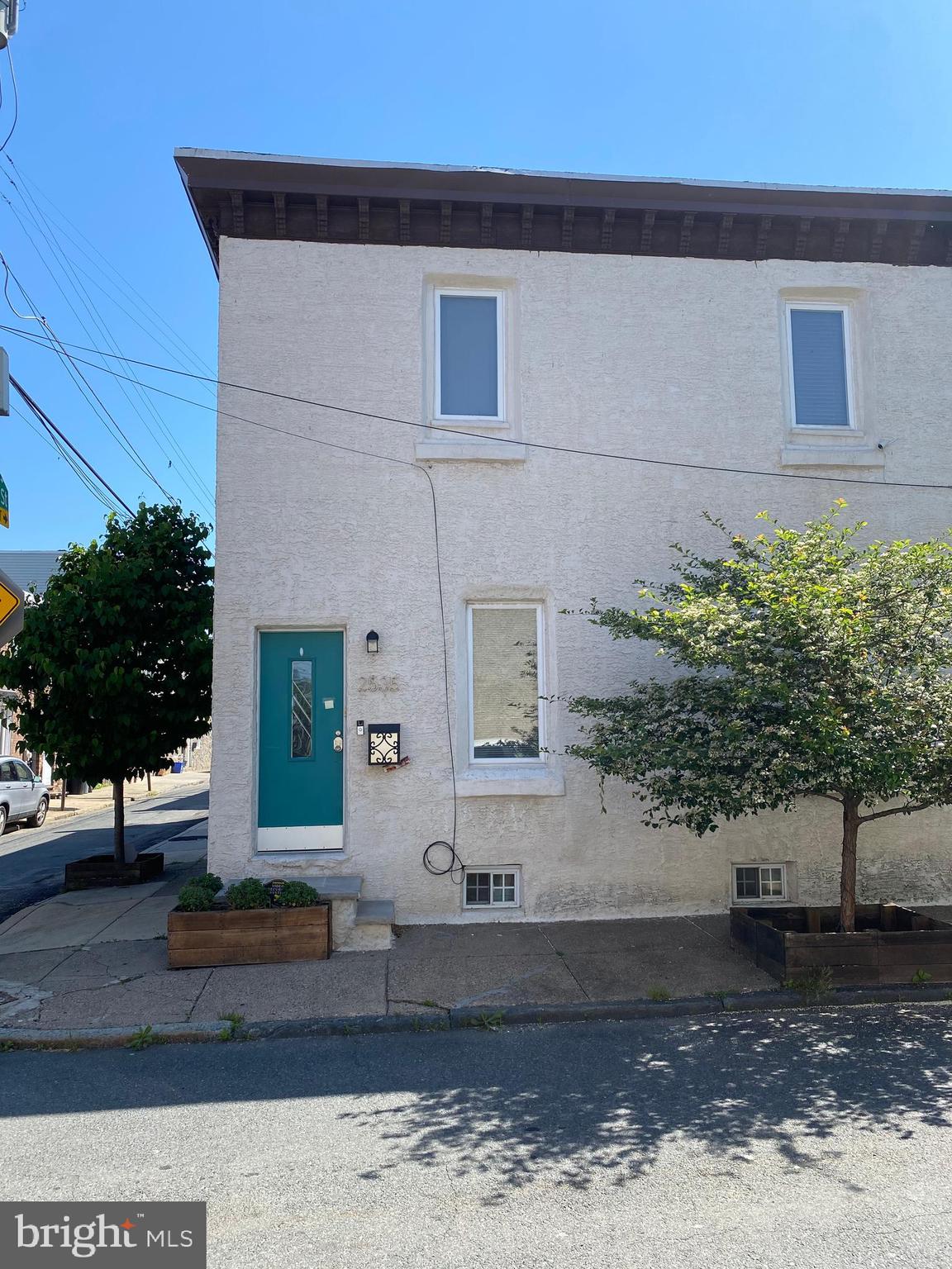 This 2-Bed/1-Bath Townhome is located on a quiet, residential street in the Olde Richmond neighborhood of Philadelphia. Located just outside of Fishtown, you will love having easy access to plenty of great restaurants, shops, and dining in the area. This home is available for a mid-August move-in and we are accepting applications NOW!
Enter the home and immediately fall in love with the spacious living room. Complete with wide-plank flooring, tall ceilings, and large windows, you will love entertaining in this space. The wide-plank flooring flows continuously into the renovated kitchen where you will find modern cabinetry with brushed nickel hardware, granite countertops, and a custom tile backsplash. The kitchen comes fully equipped with a stainless steel refrigerator, four-burner gas range, built-in microwave, and dishwasher. There is also a breakfast bar countertop which is perfect for additional seating!
Both bedrooms are a comfortable size and include ample closet space and large windows which allow tons of natural light to pour in. The renovations continue throughout the bathroom where you will find stone tile flooring and a modern vanity with plenty of storage.
In addition to all of the space throughout the bedrooms, there is also a fully finished basement! Whether it's used as an additional living space, playroom, or home office, you will love the versatility this space offers. There is also a full-sized washer and dryer included in the basement for added convenience.
Tenants are responsible for electric, gas, water, and cable/internet in addition to rent each month. Pets permitted with a $500.00 pet deposit!
Application Qualifications: Minimum monthly income is 3 times the tenant’s portion of the monthly rent, acceptable rental history, acceptable credit history and acceptable criminal history. More specific information provided with the application.