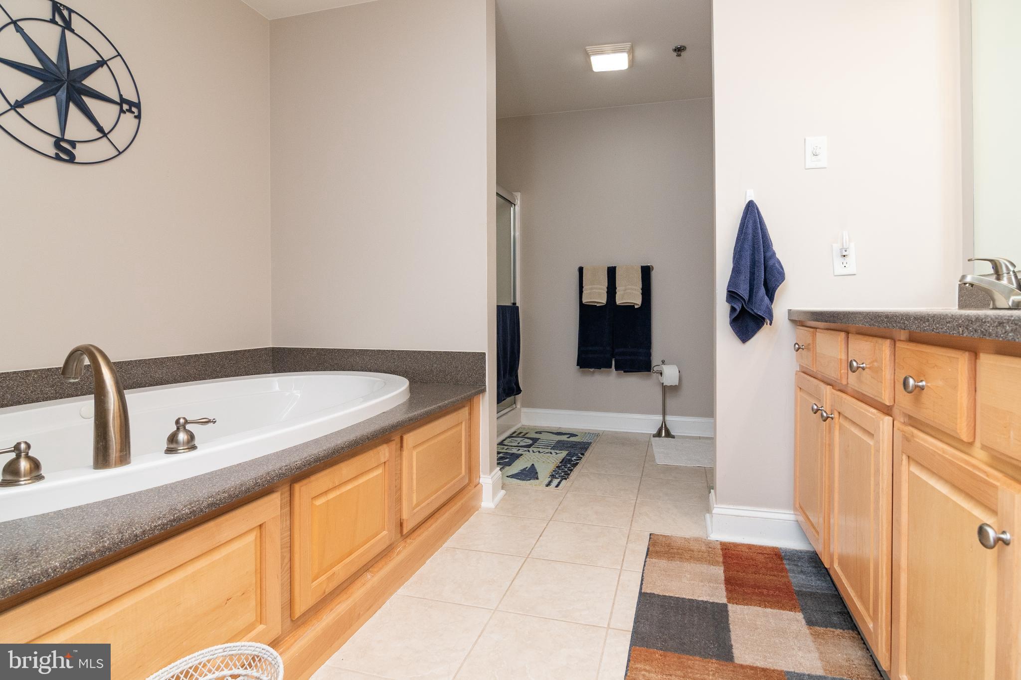 BAYWOOD - Residential
