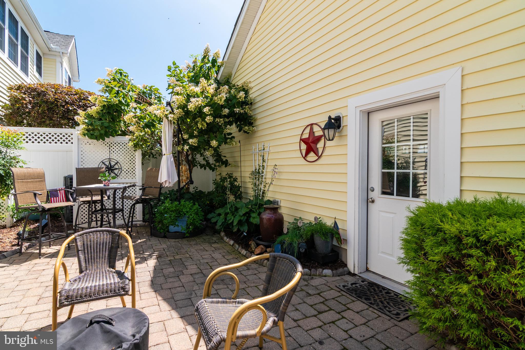BAYWOOD - Residential