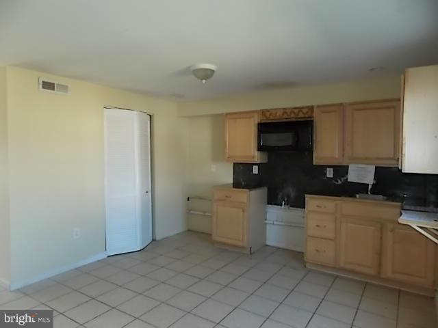 EASTWOOD HEIGHTS - Residential