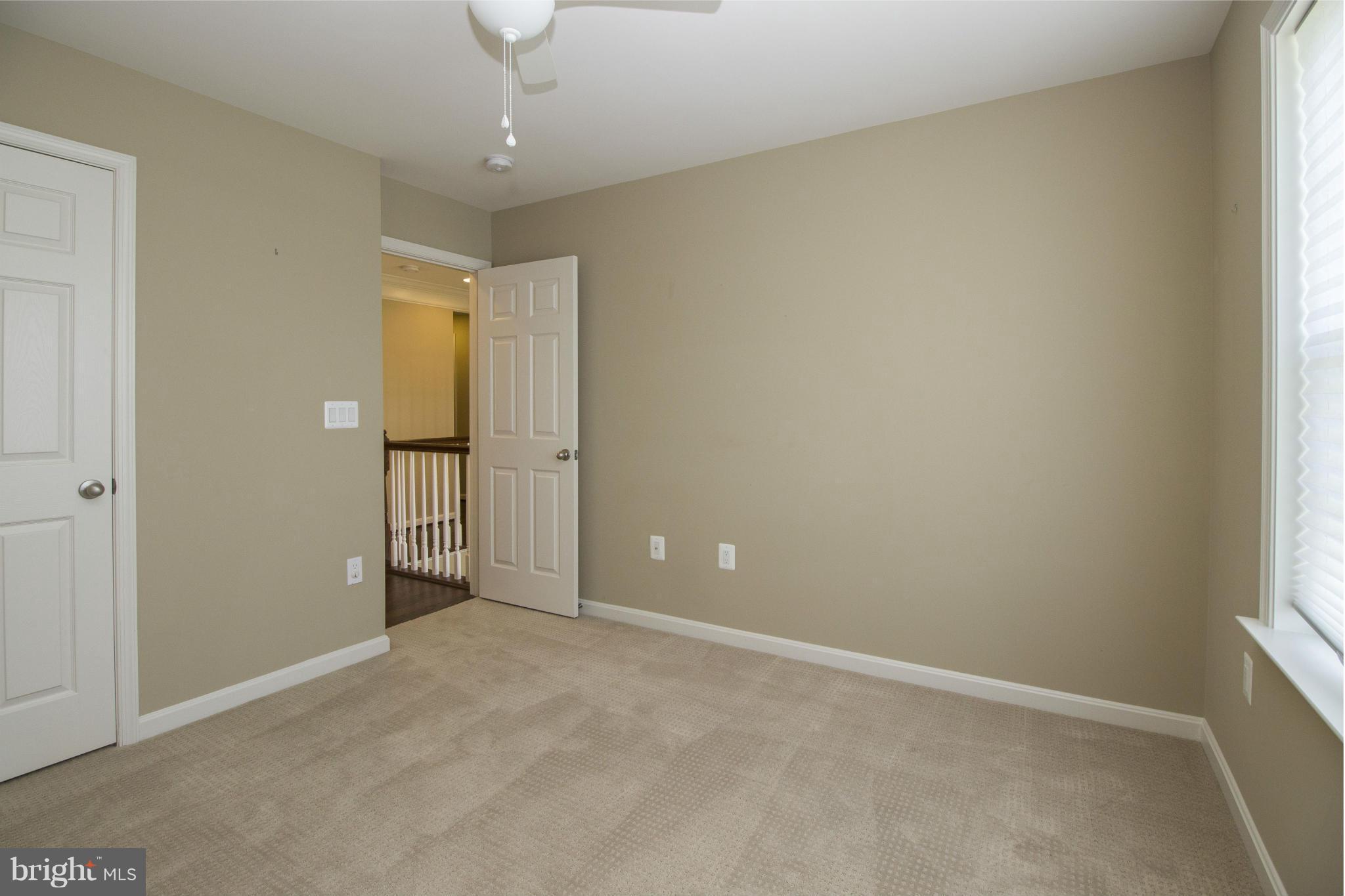 STONEWALL MANOR - Residential