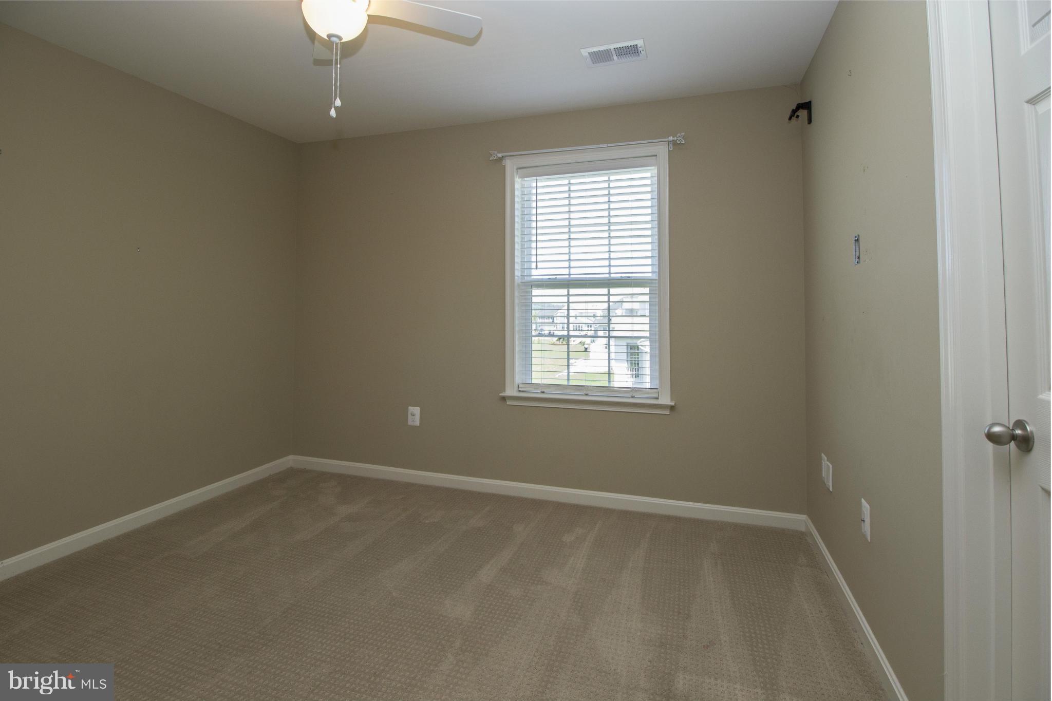 STONEWALL MANOR - Residential