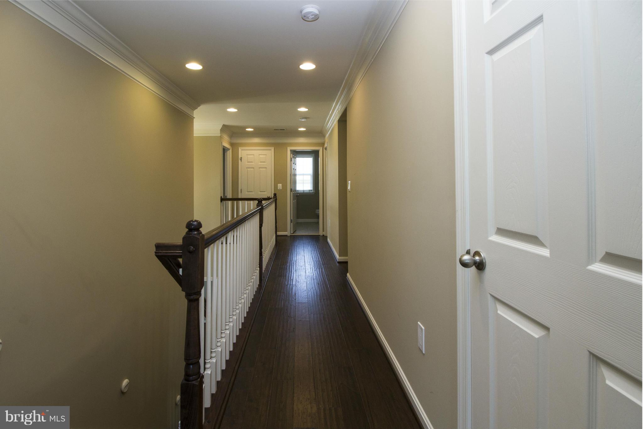 STONEWALL MANOR - Residential