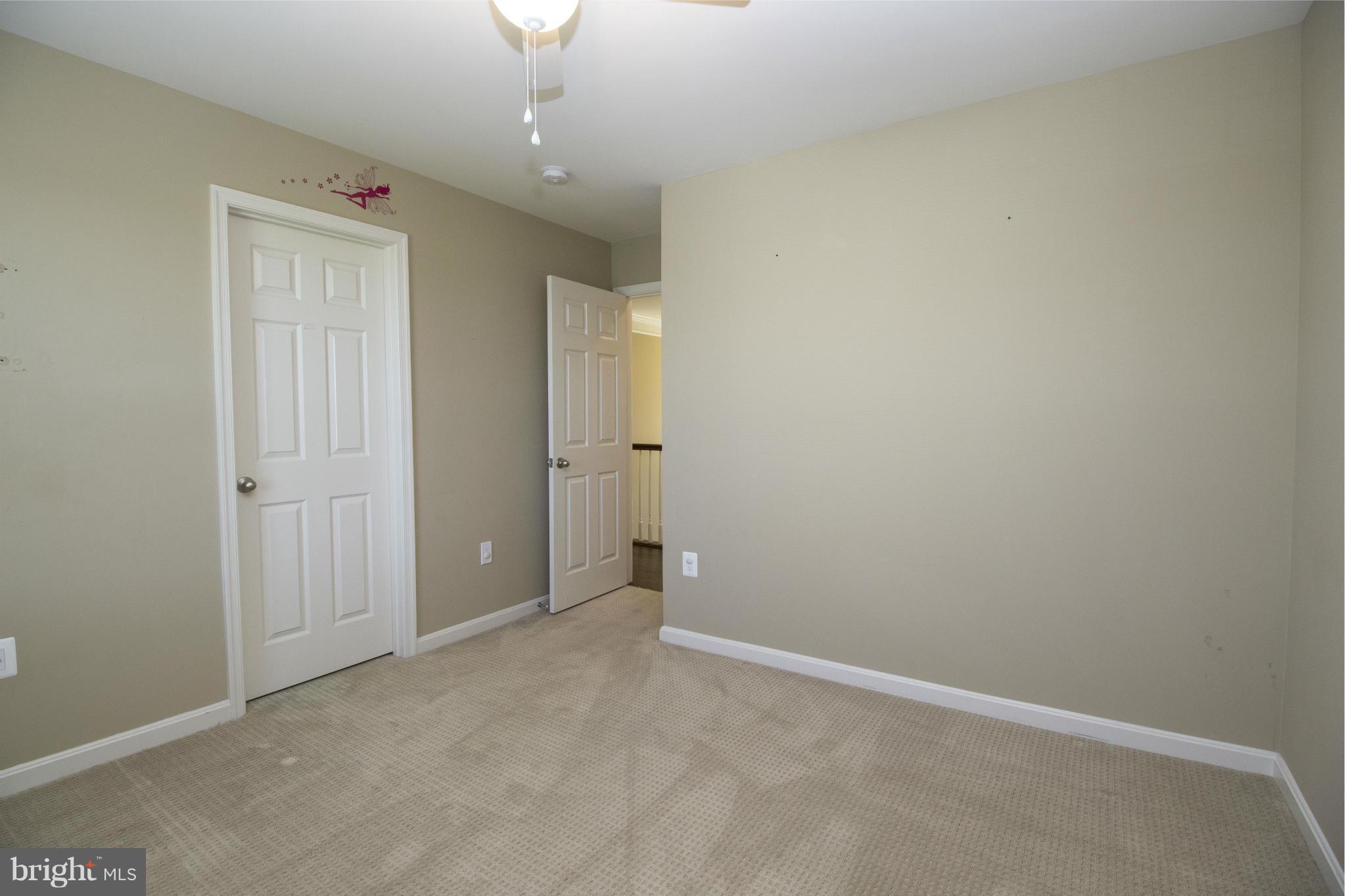 STONEWALL MANOR - Residential