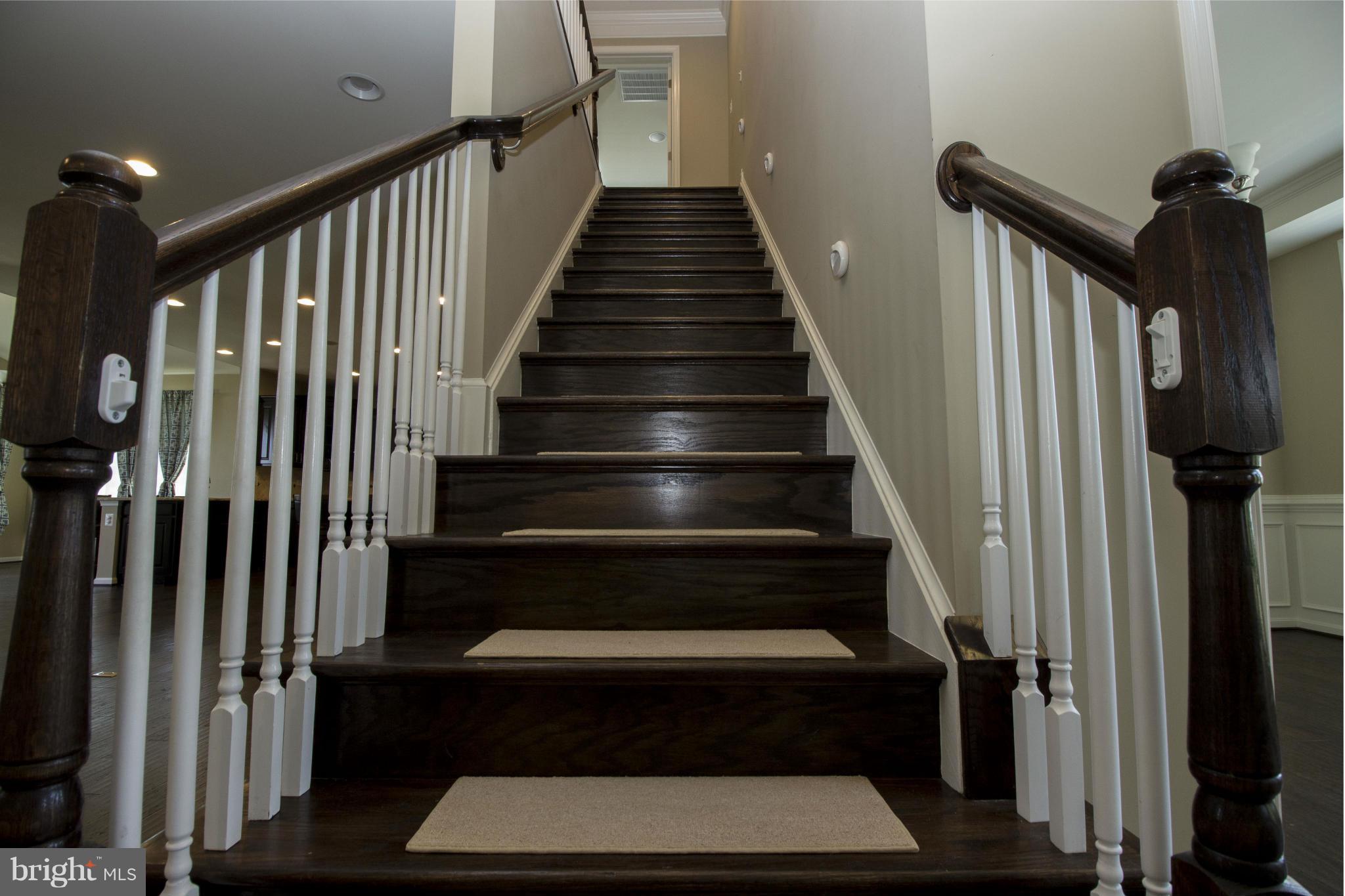 STONEWALL MANOR - Residential