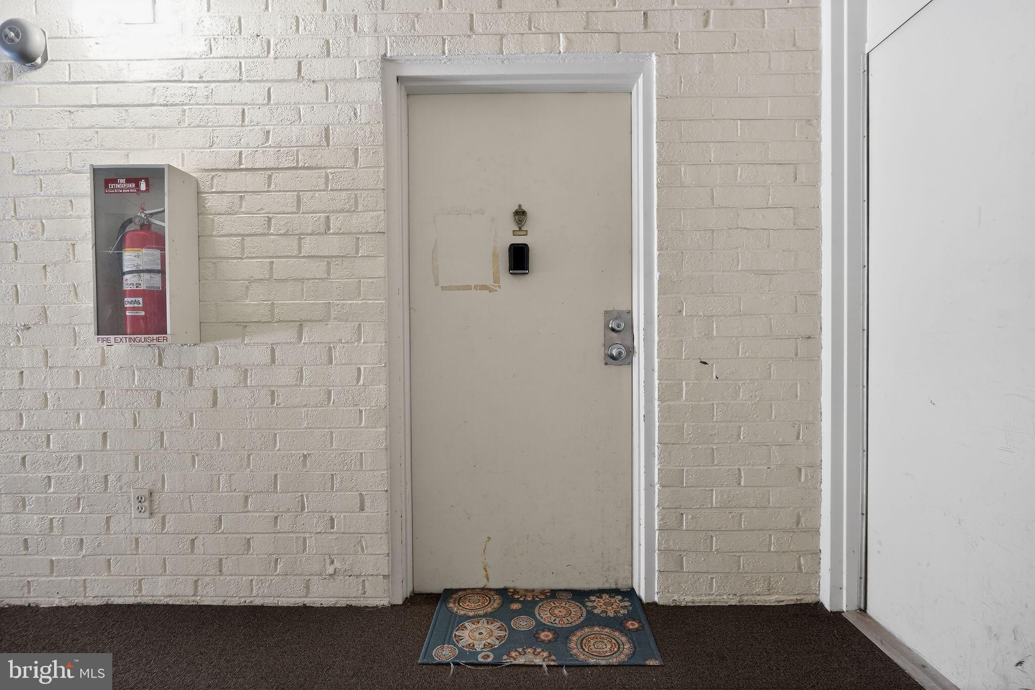 HERITAGE COURT - Residential