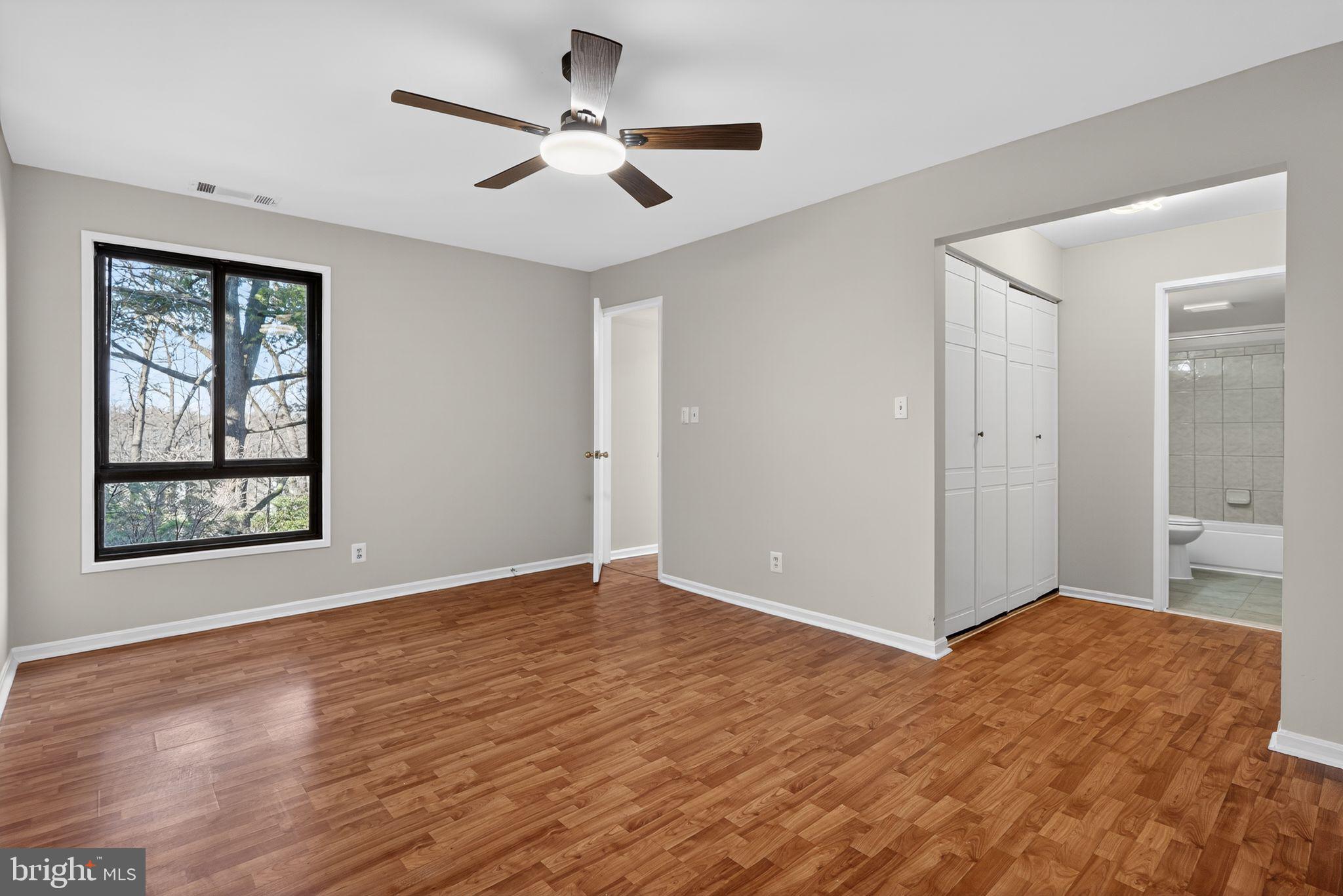 HERITAGE COURT - Residential