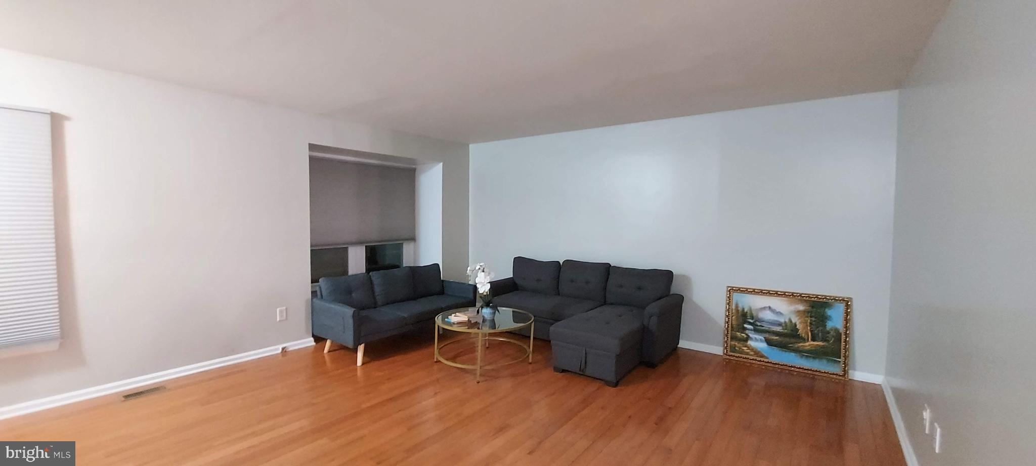 TOWNES OF ASHLEIGH - Residential