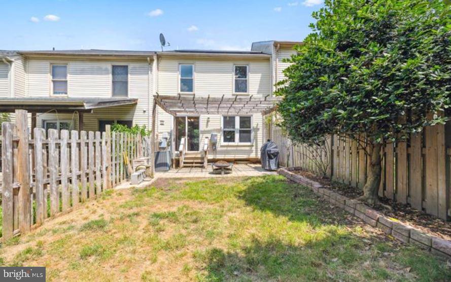 TOWNES OF ASHLEIGH - Residential