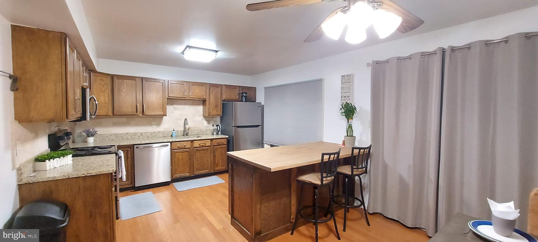 TOWNES OF ASHLEIGH - Residential